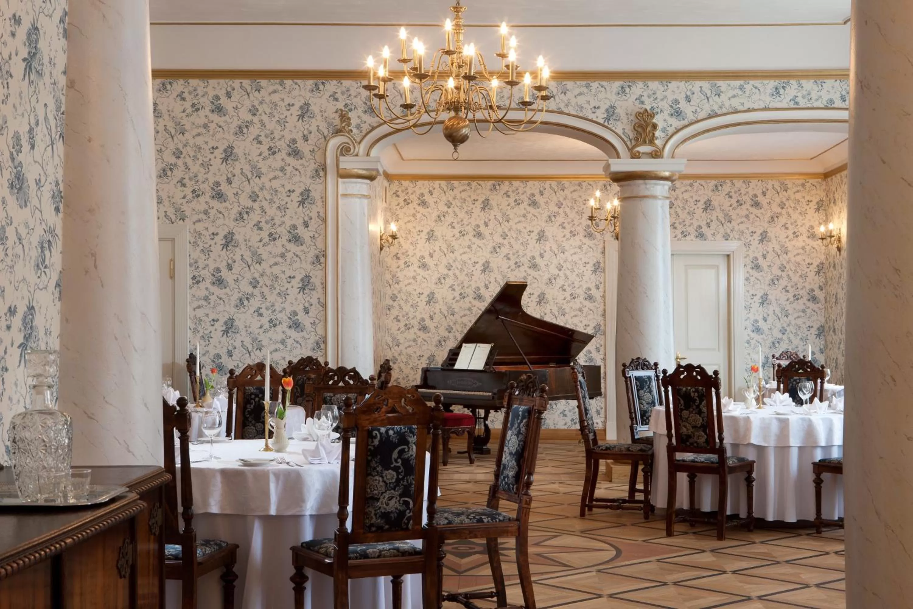 Banquet/Function facilities in Padise Manor