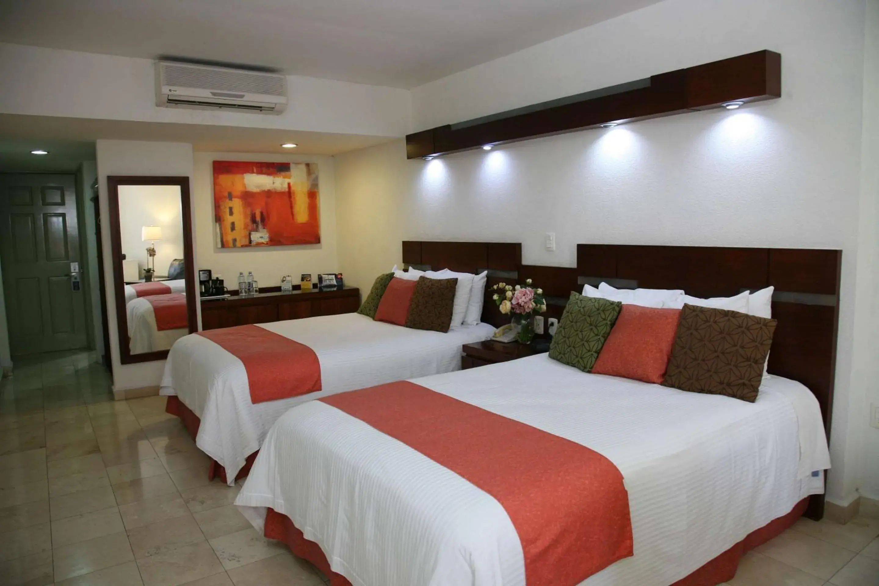 Photo of the whole room, Bed in Hotel Poza Rica Centro