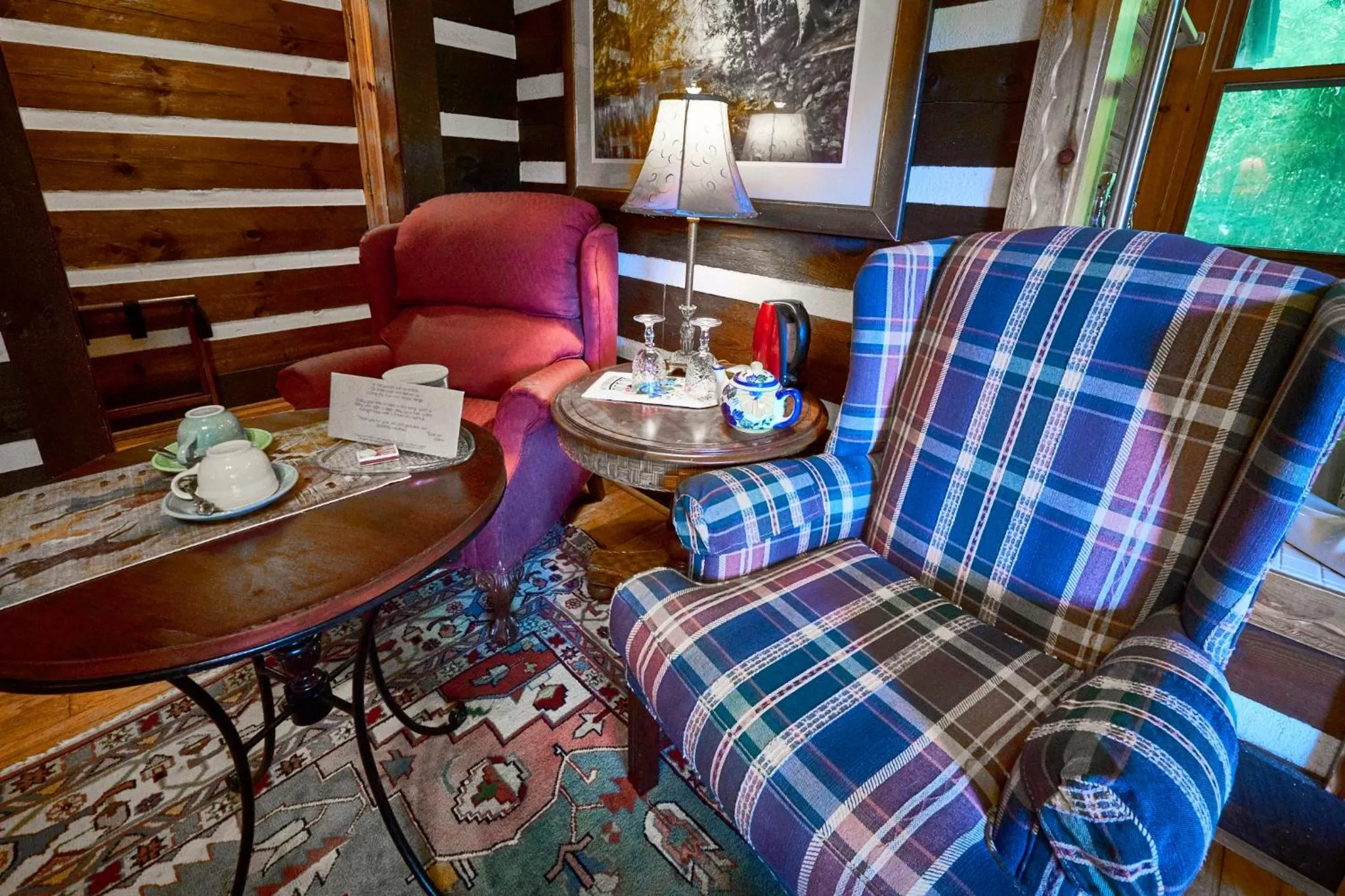 Seating Area in Creekwalk Inn Bed and Breakfast with Cabins