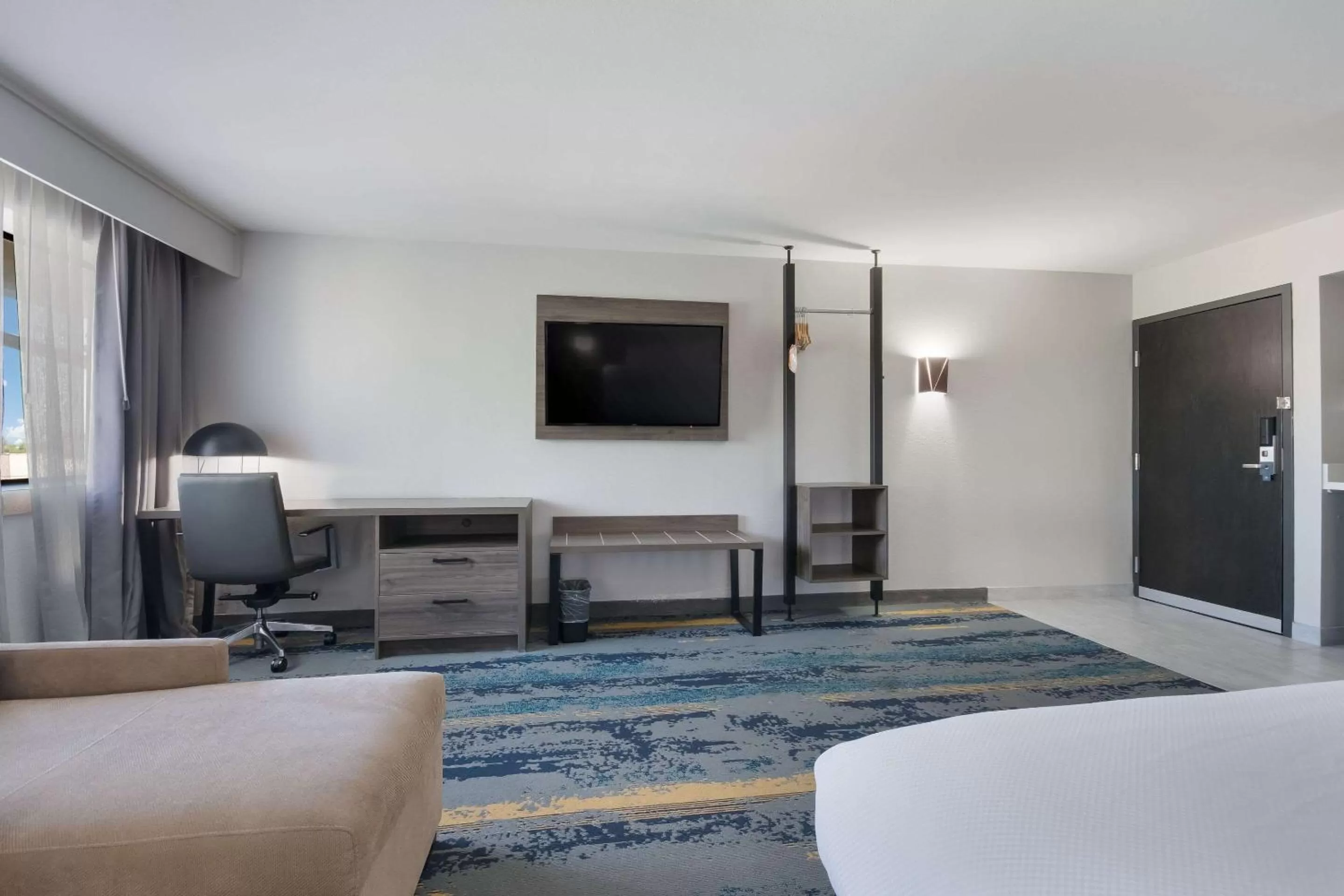 Bedroom, Bed in Clarion Pointe OKC Airport