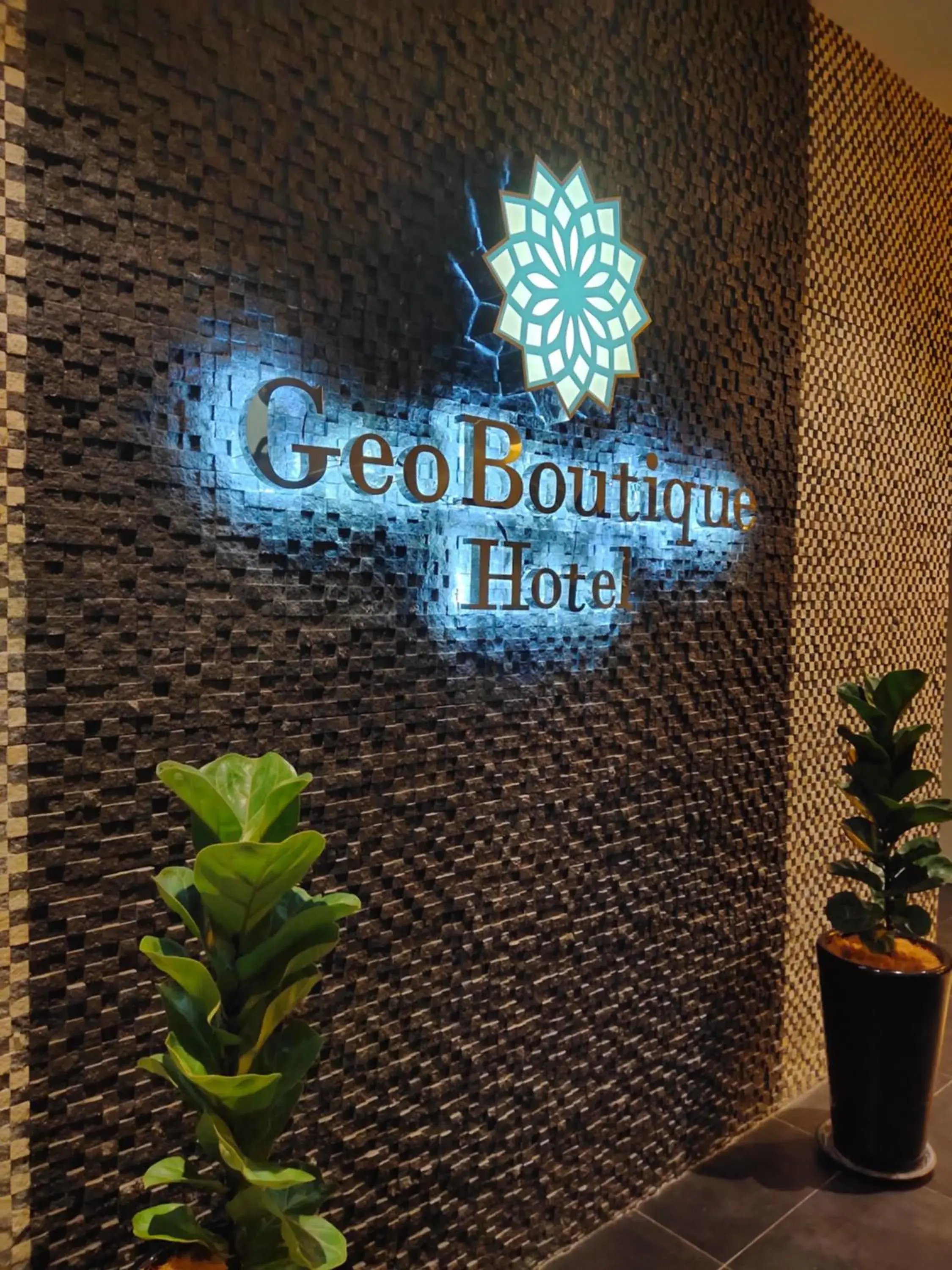 Geo Boutique Hotel - Seri Kembangan