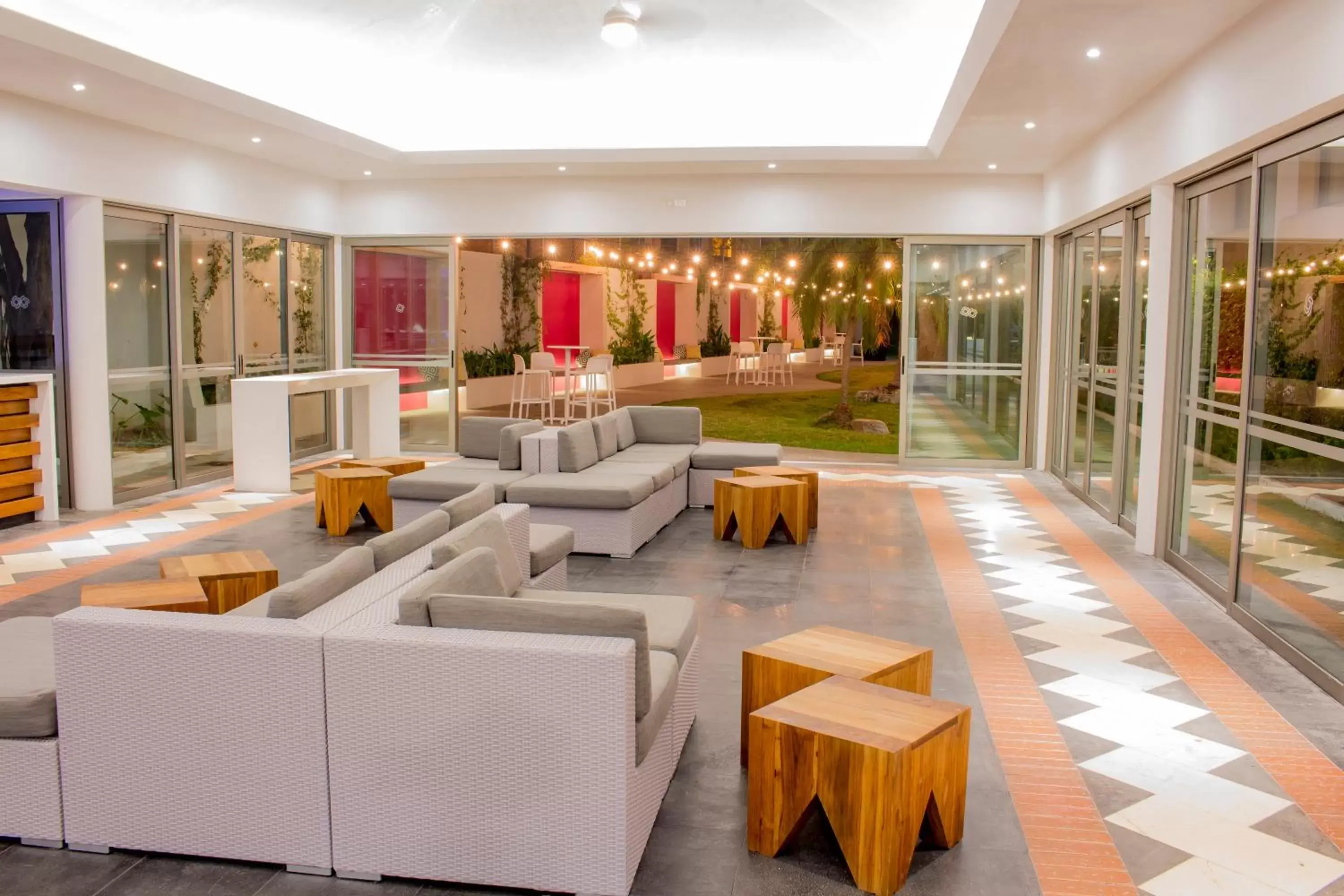 Lounge or bar in Plaza Pelicanos Club Beach Resort All Inclusive