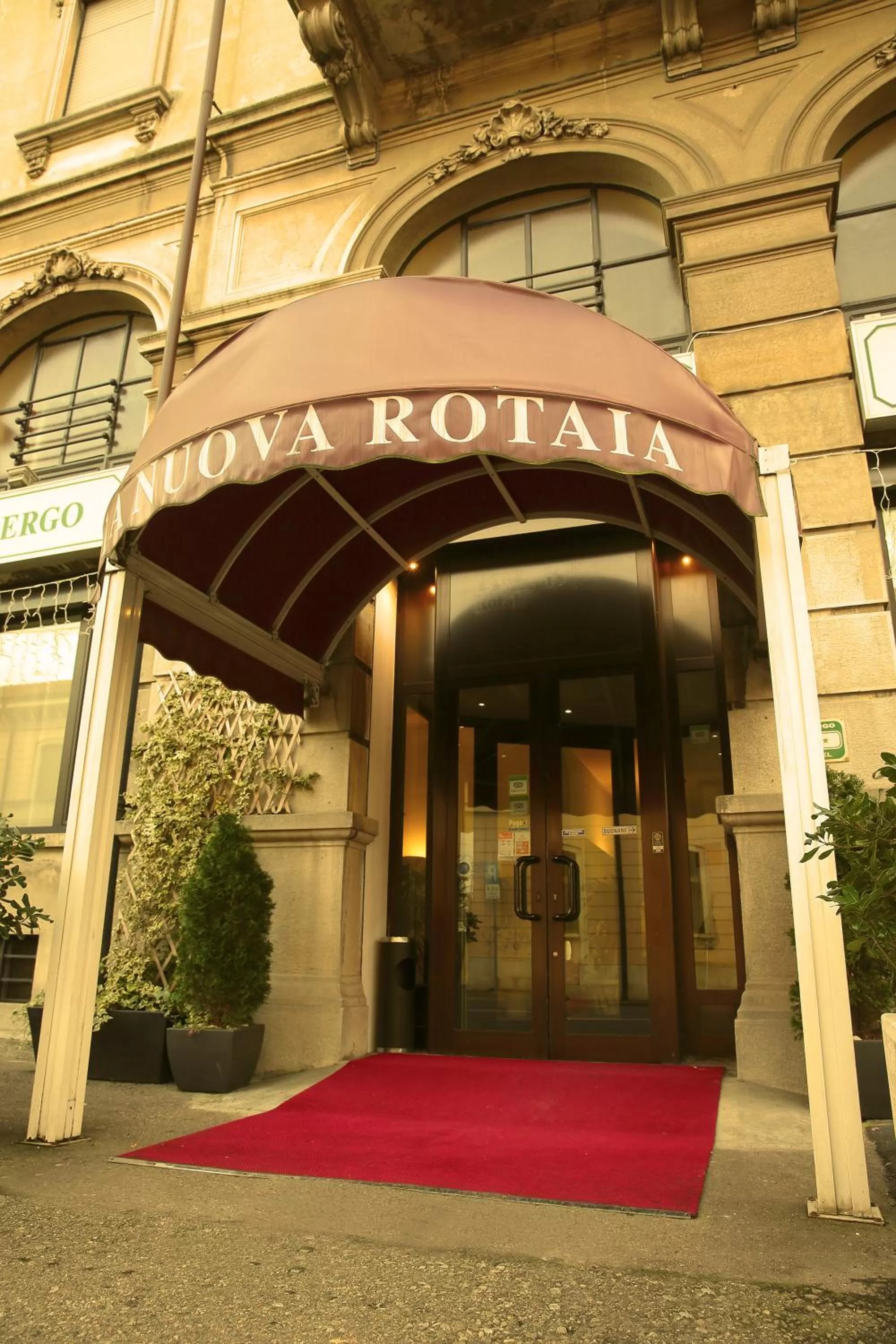 Facade/entrance in Hotel La Nuova Rotaia