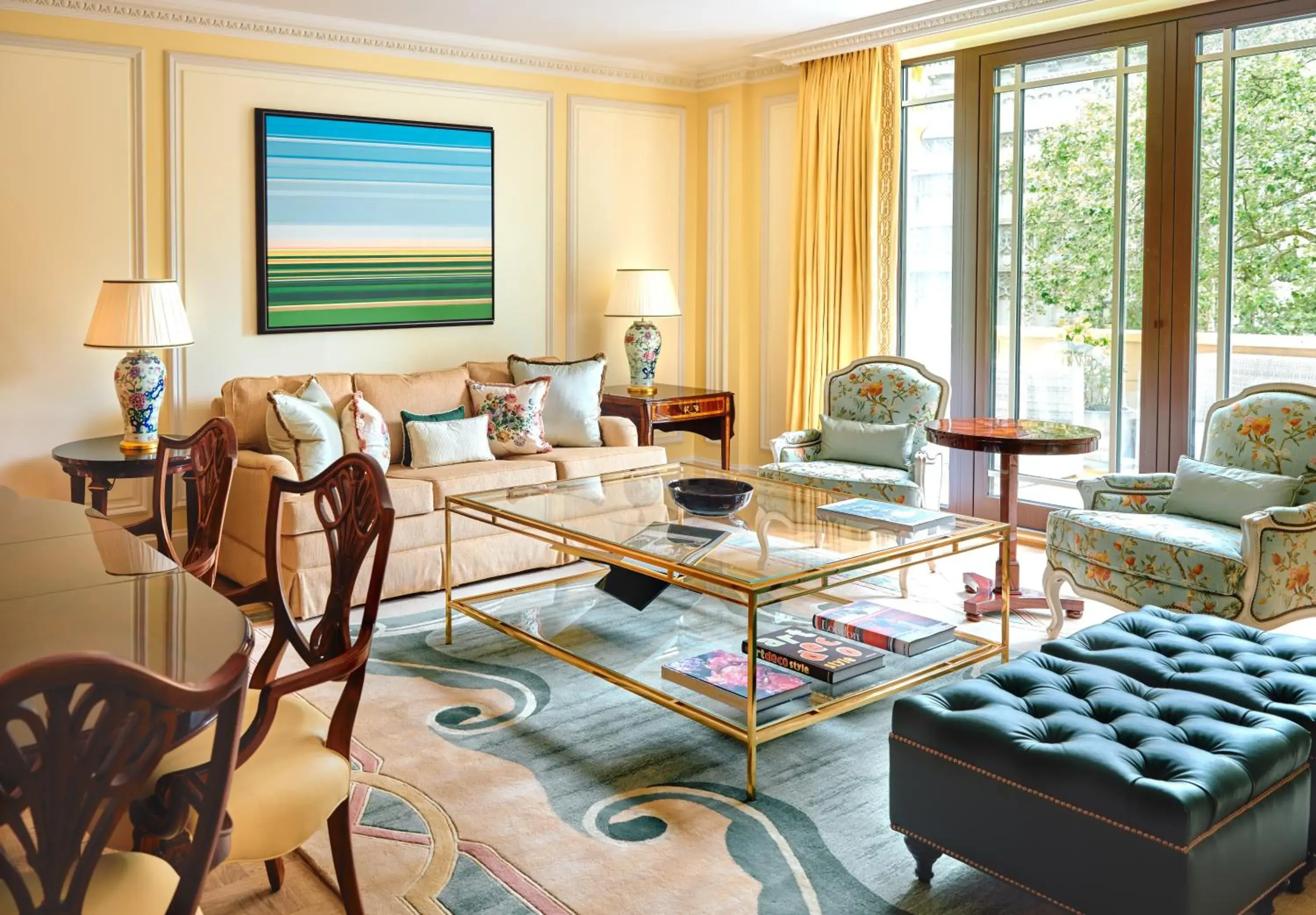 Living room in The Dorchester - Dorchester Collection