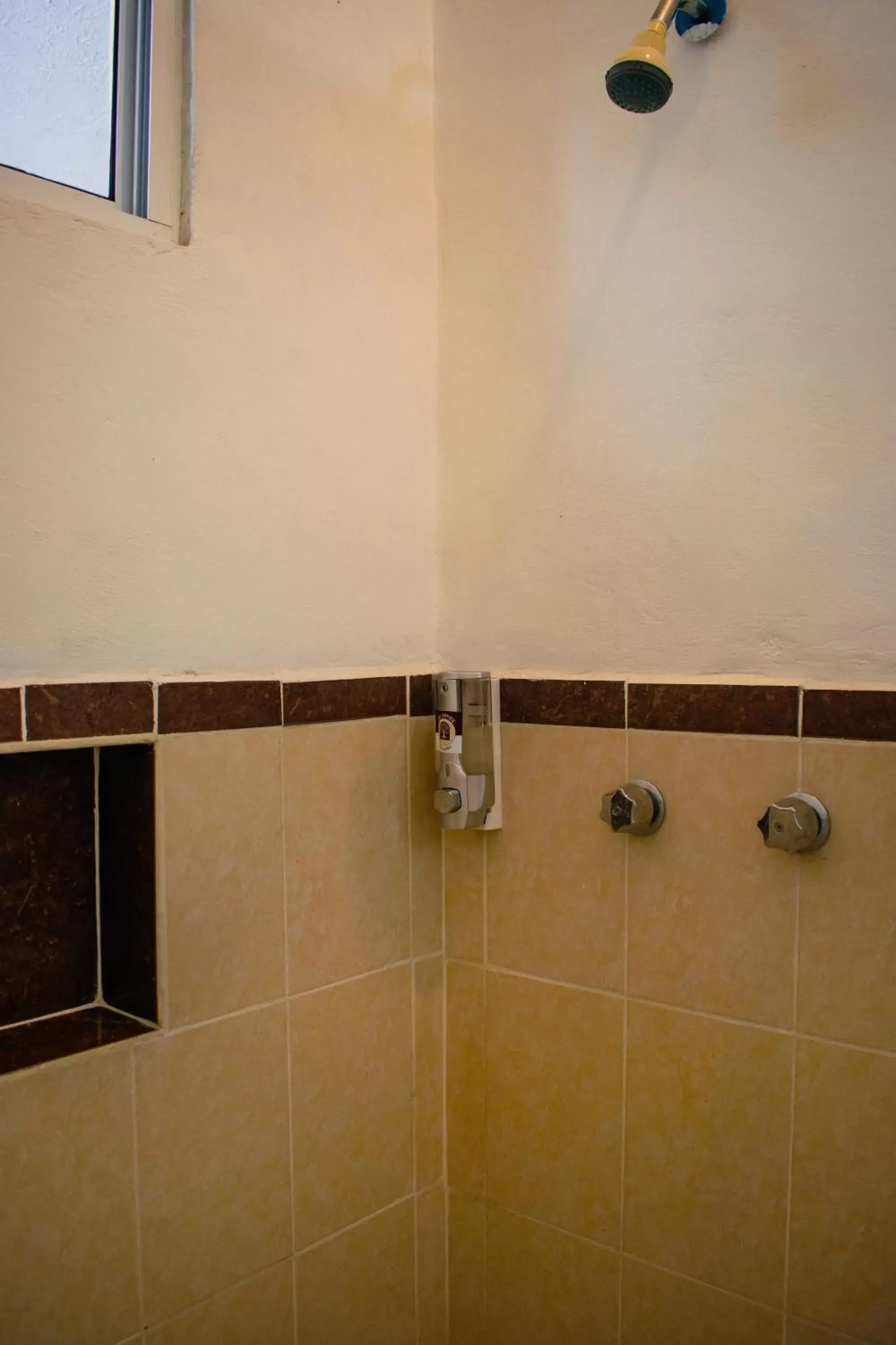 Shower, Bathroom in Hotel Cupules