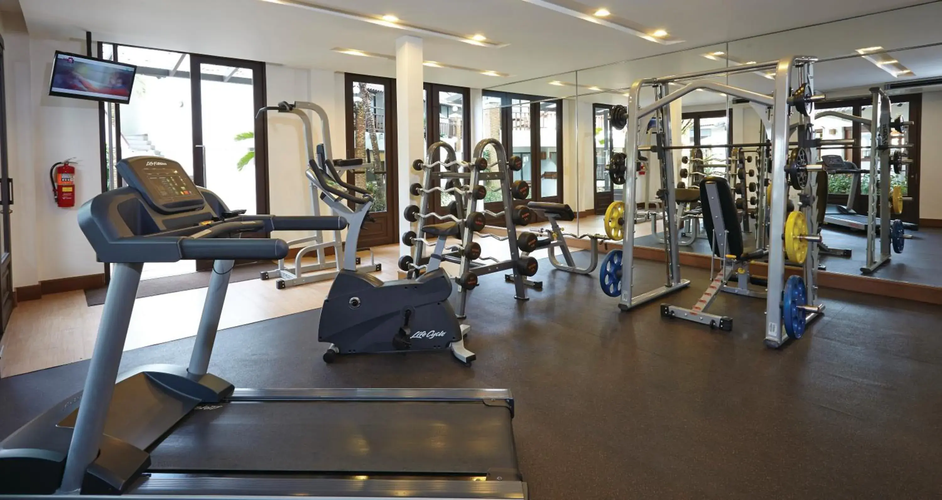 Fitness centre/facilities in Woodlands Hotel and Resort Pattaya Fitness centre/facilities in Woodlands Hotel and Resort Pattaya