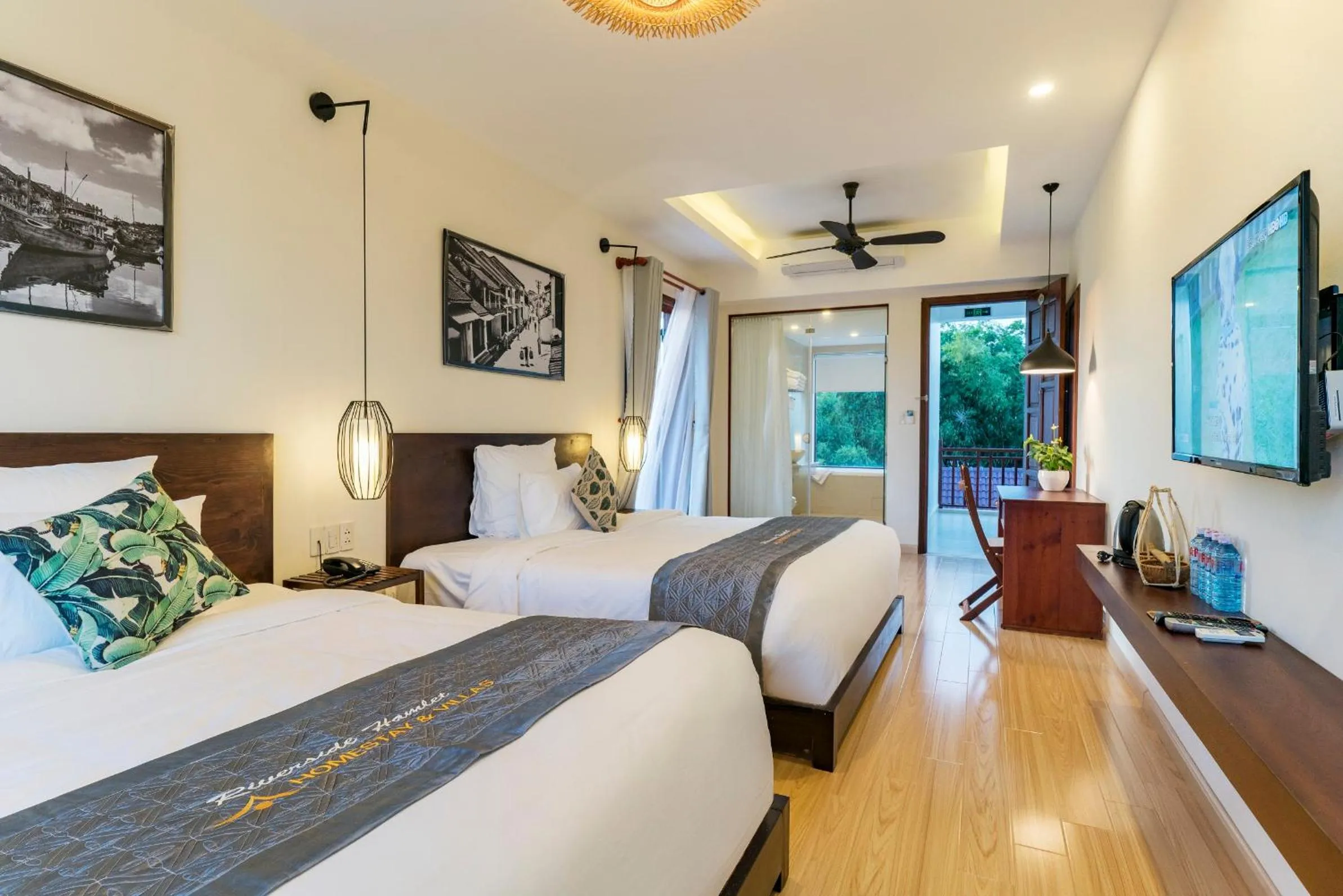 Bed in Riverside Hamlet Homestay & Villa