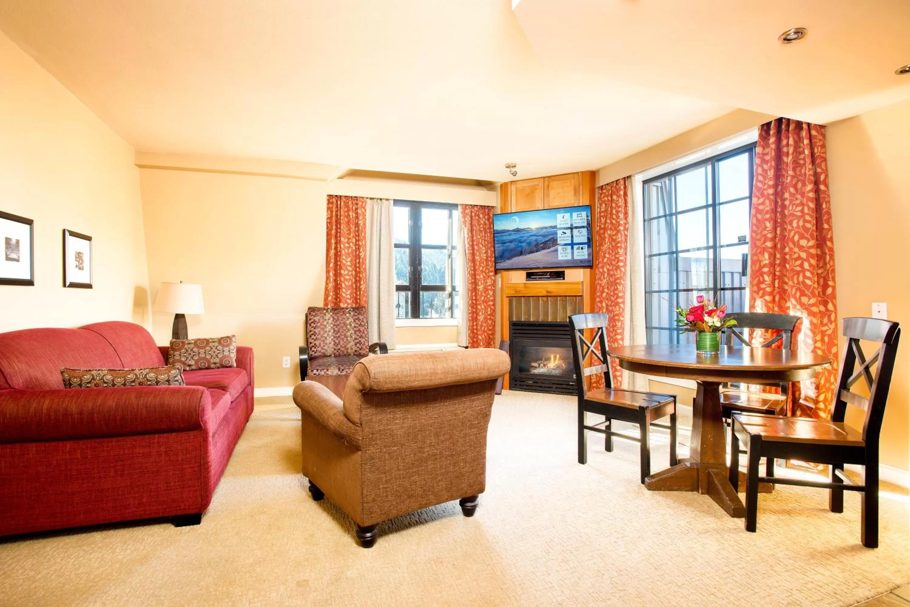 Living room in Sundial Hotel