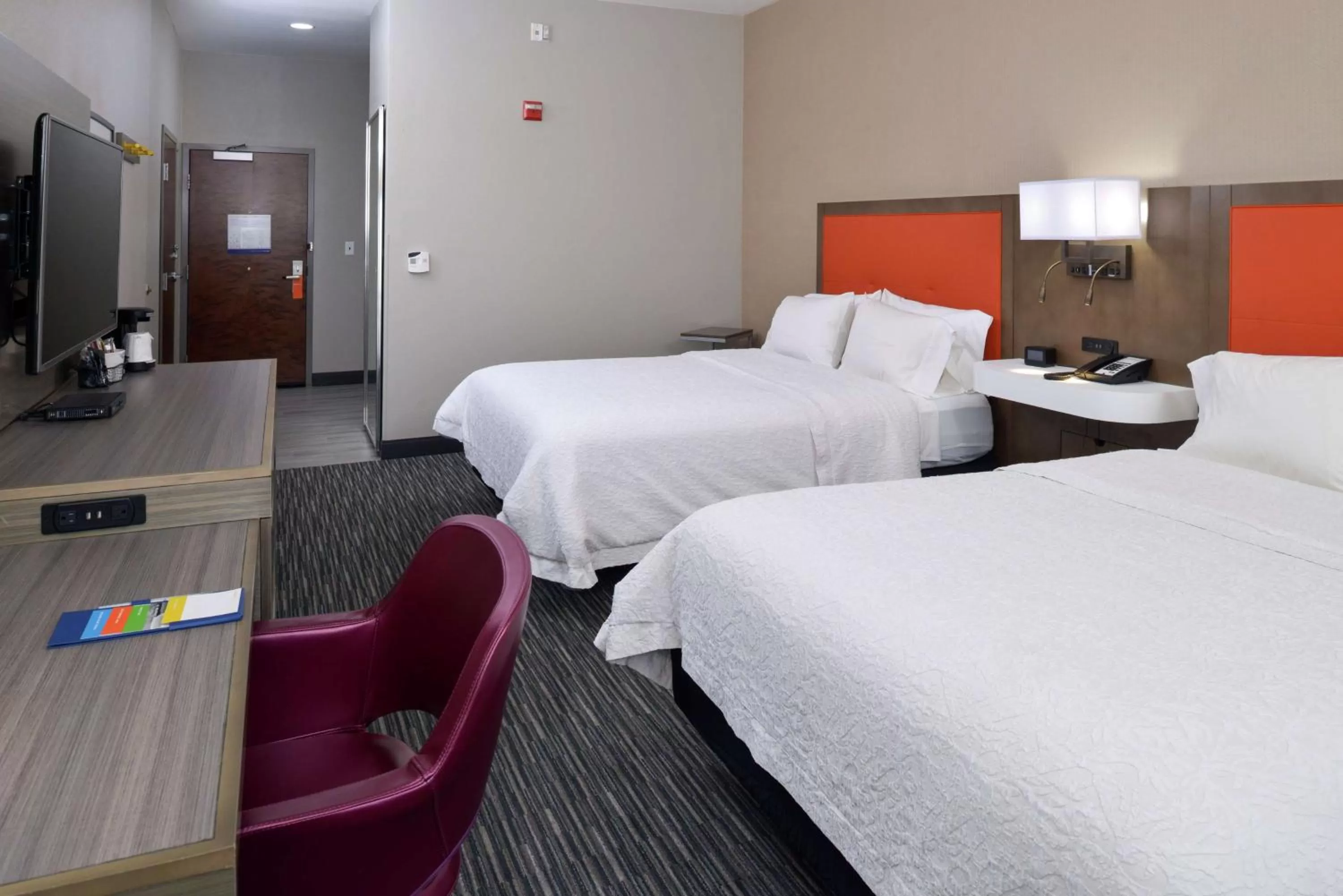 Bedroom, Bed in Hampton Inn Fort Stockton