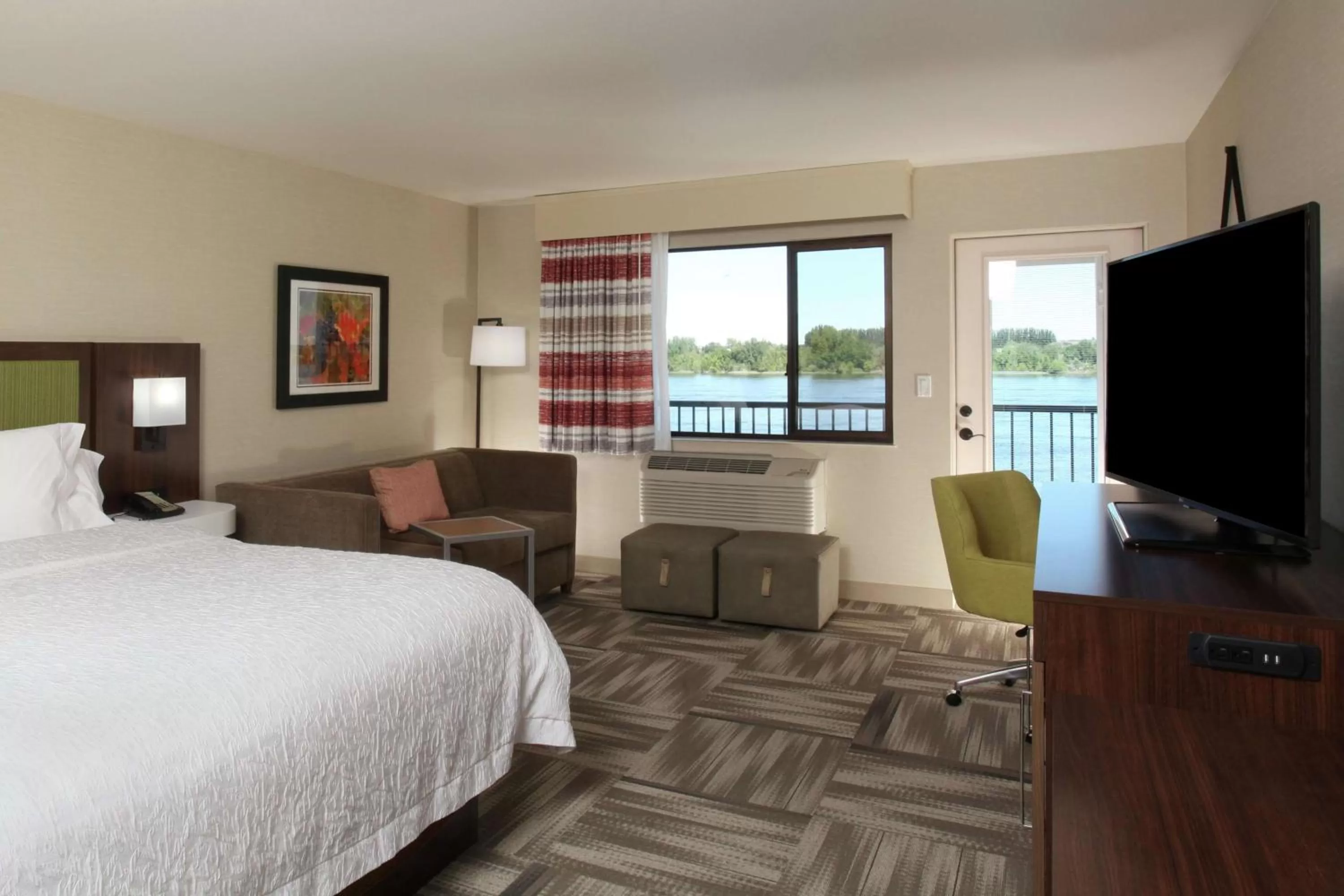Bedroom, Bed in Hampton Inn Richland-Tri Cities