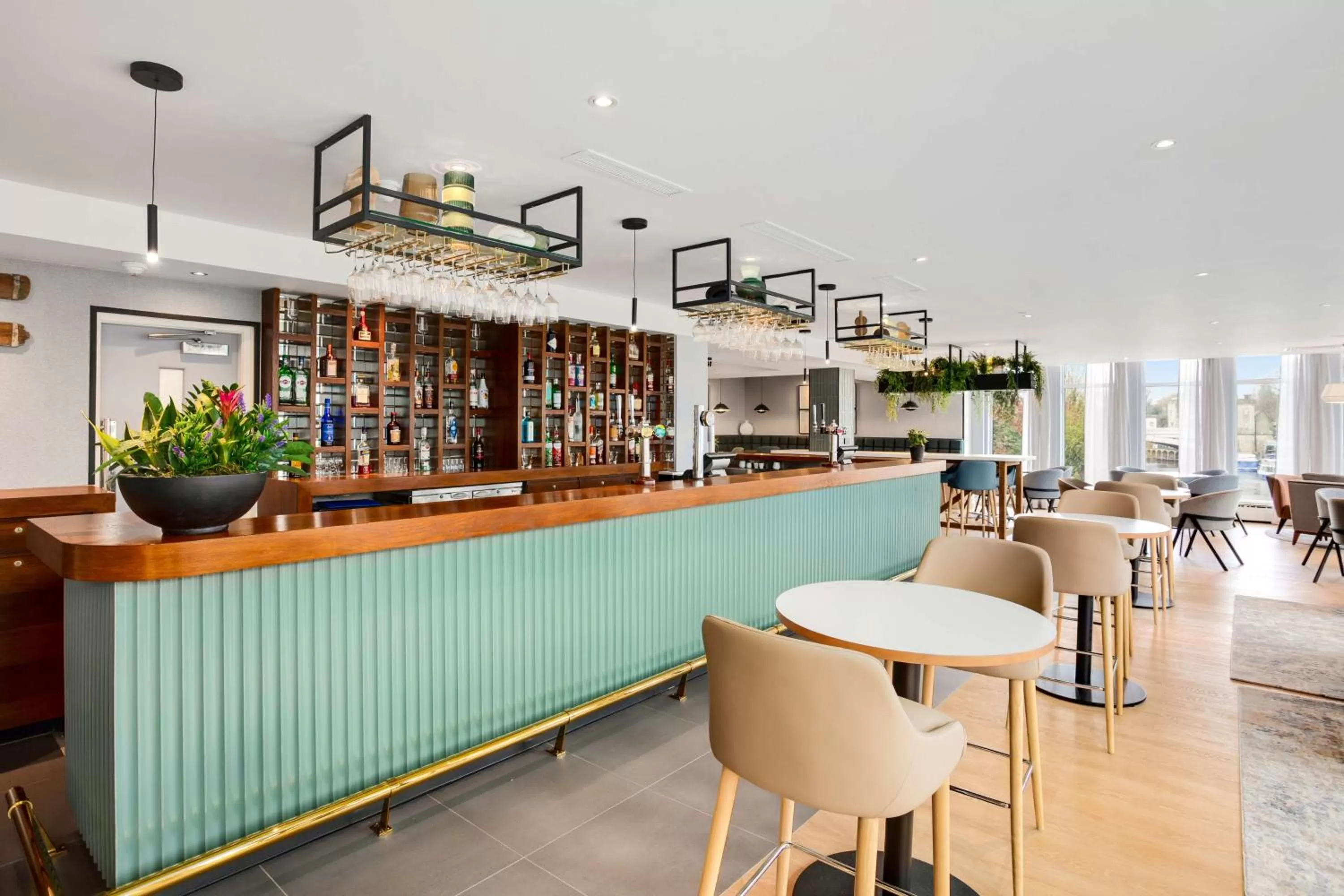 Restaurant/places to eat in Radisson Hotel York