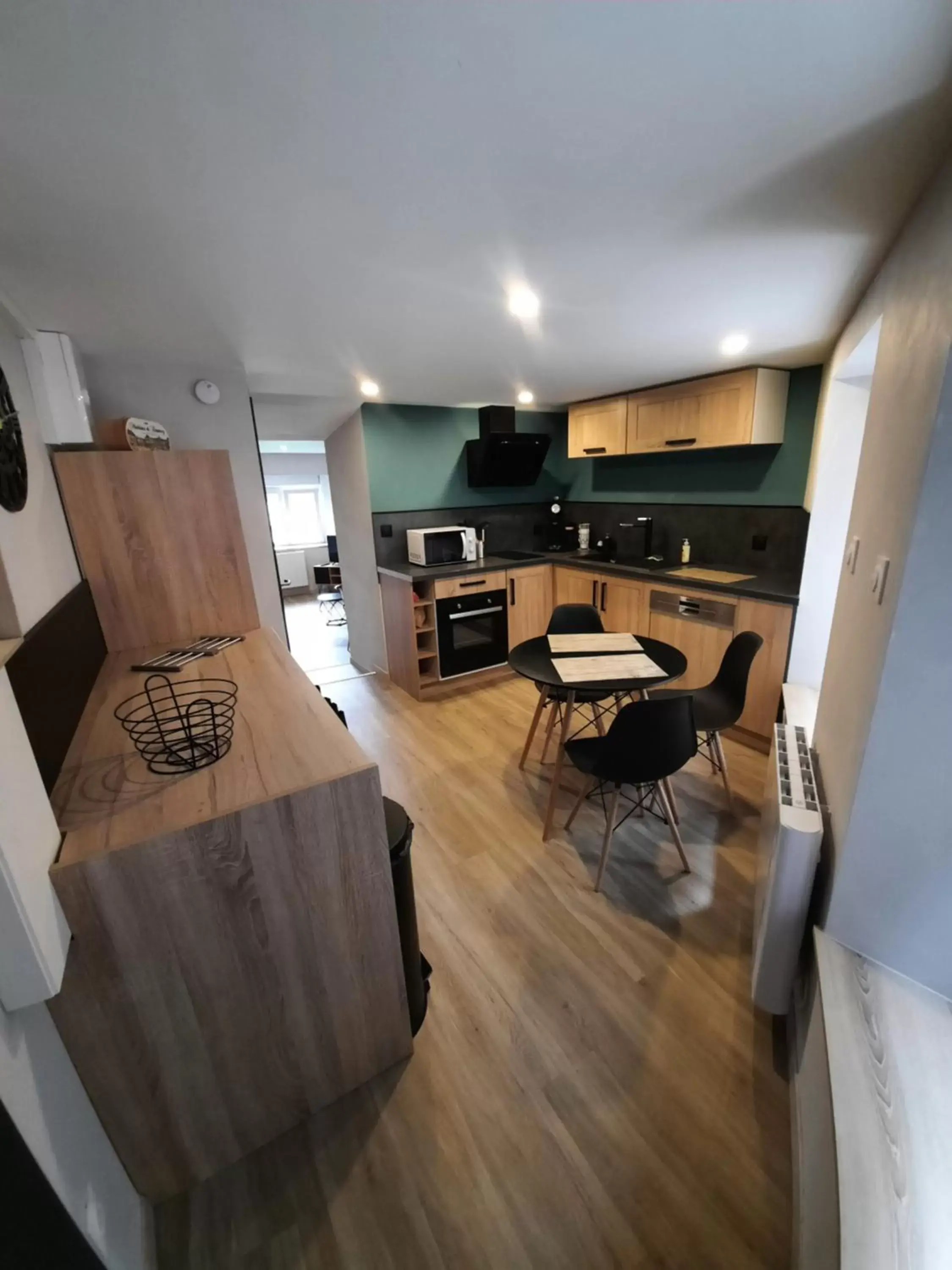 Kitchen or kitchenette in Chambre d'hôte et gîte chez Thomas et John