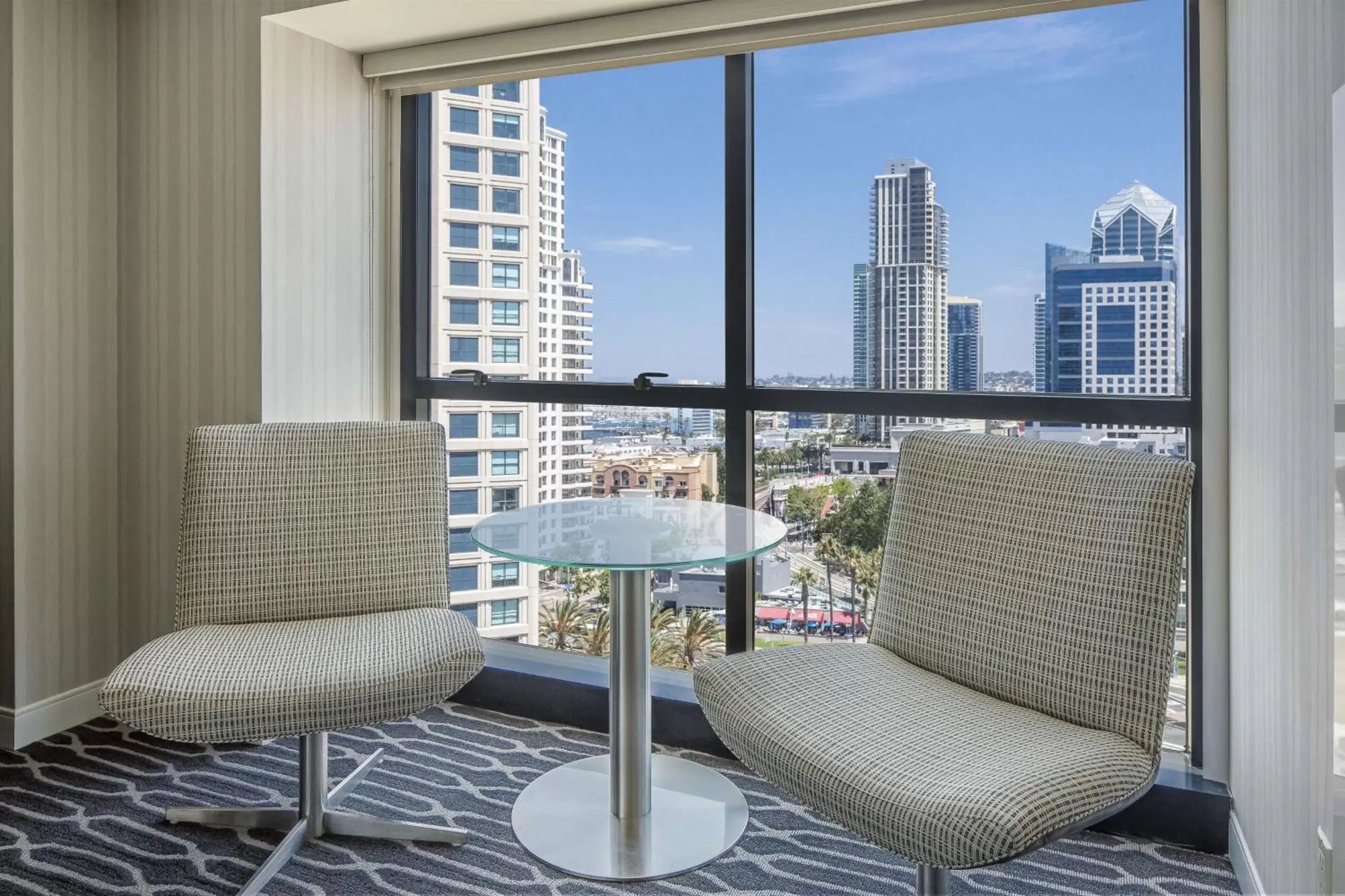 Bedroom, Seating Area in Manchester Grand Hyatt San Diego