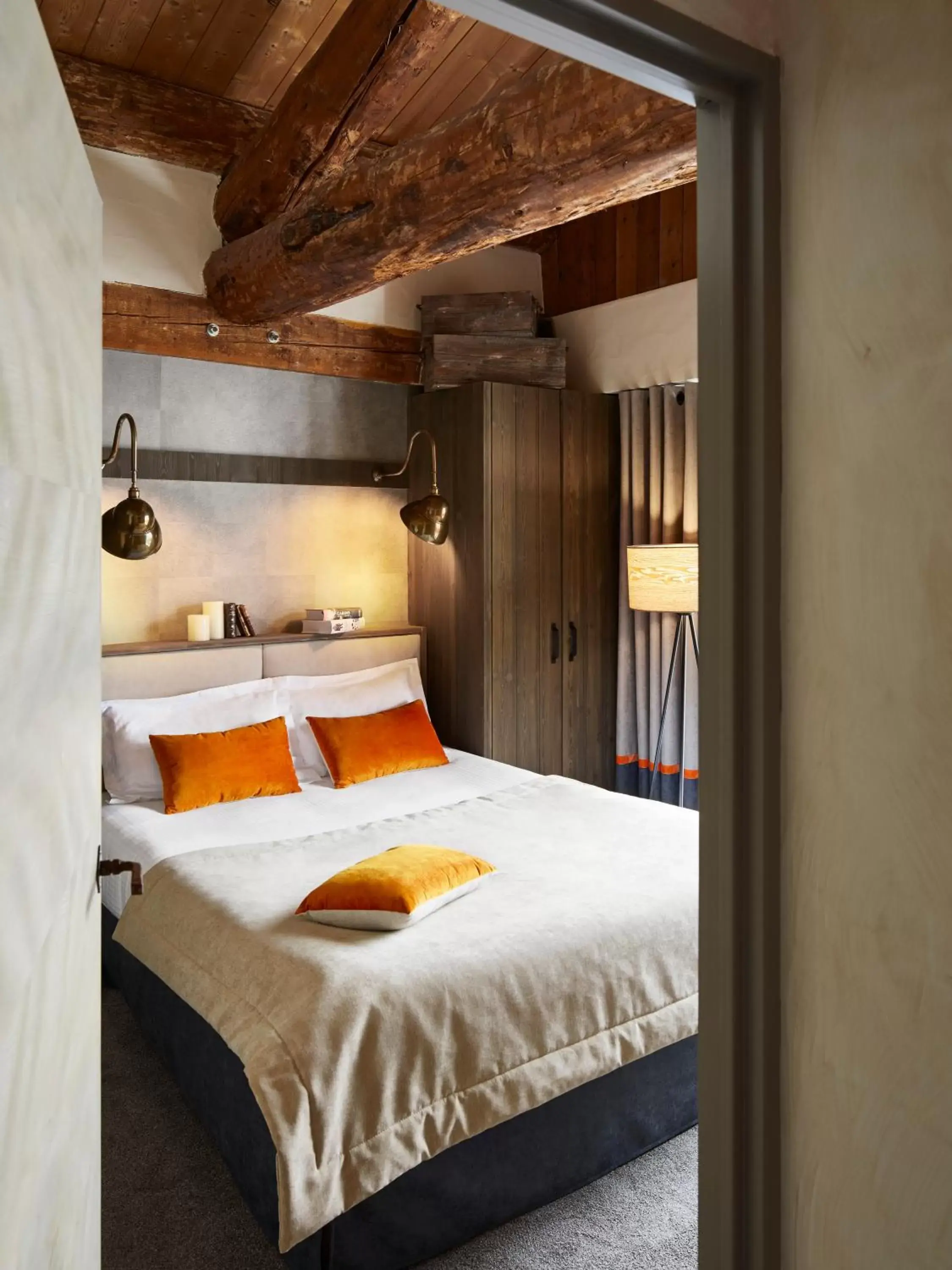 Bedroom, Bed in Hôtel L'Arboisie