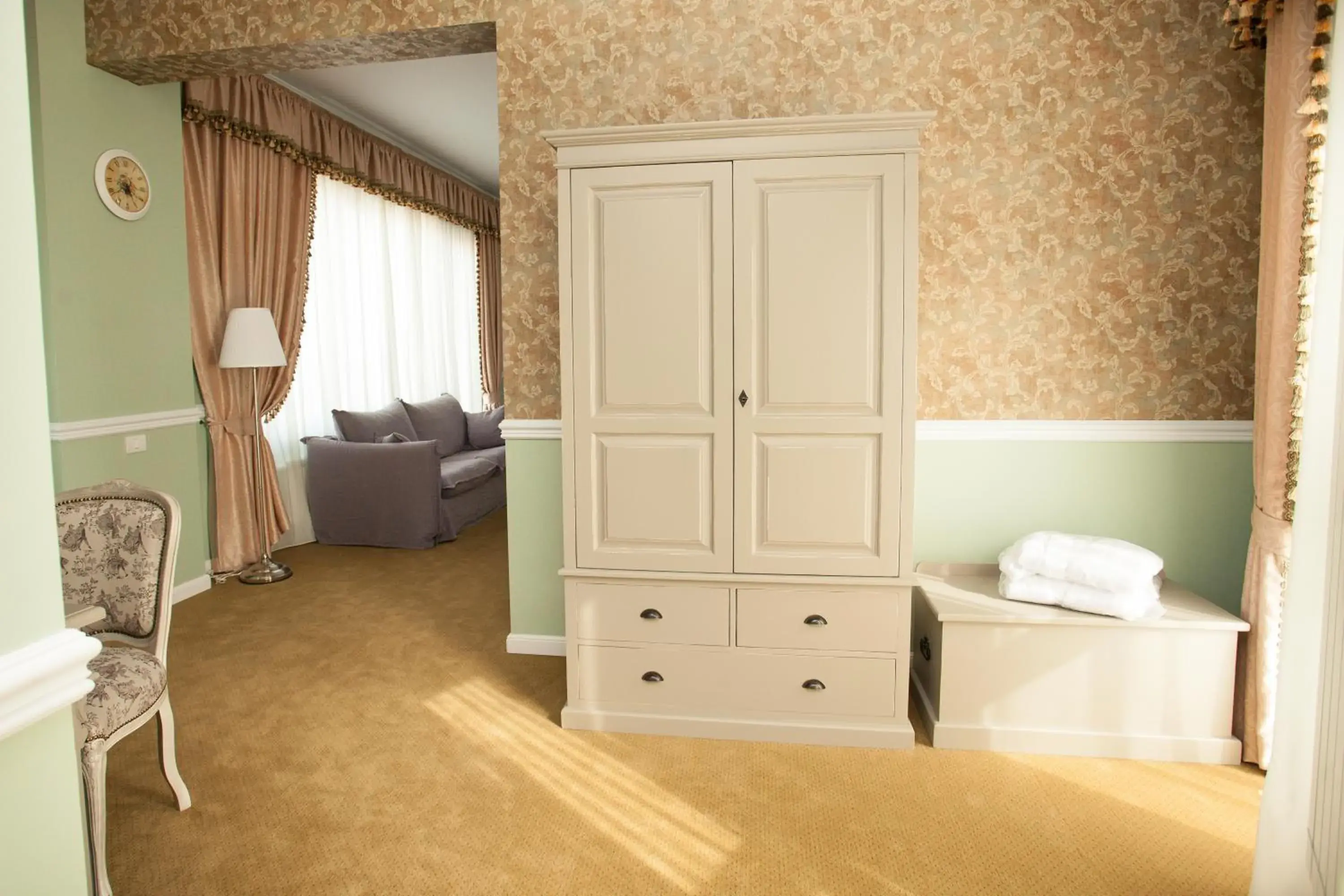 Bedroom, Seating Area in Villa Boutique Lafayette