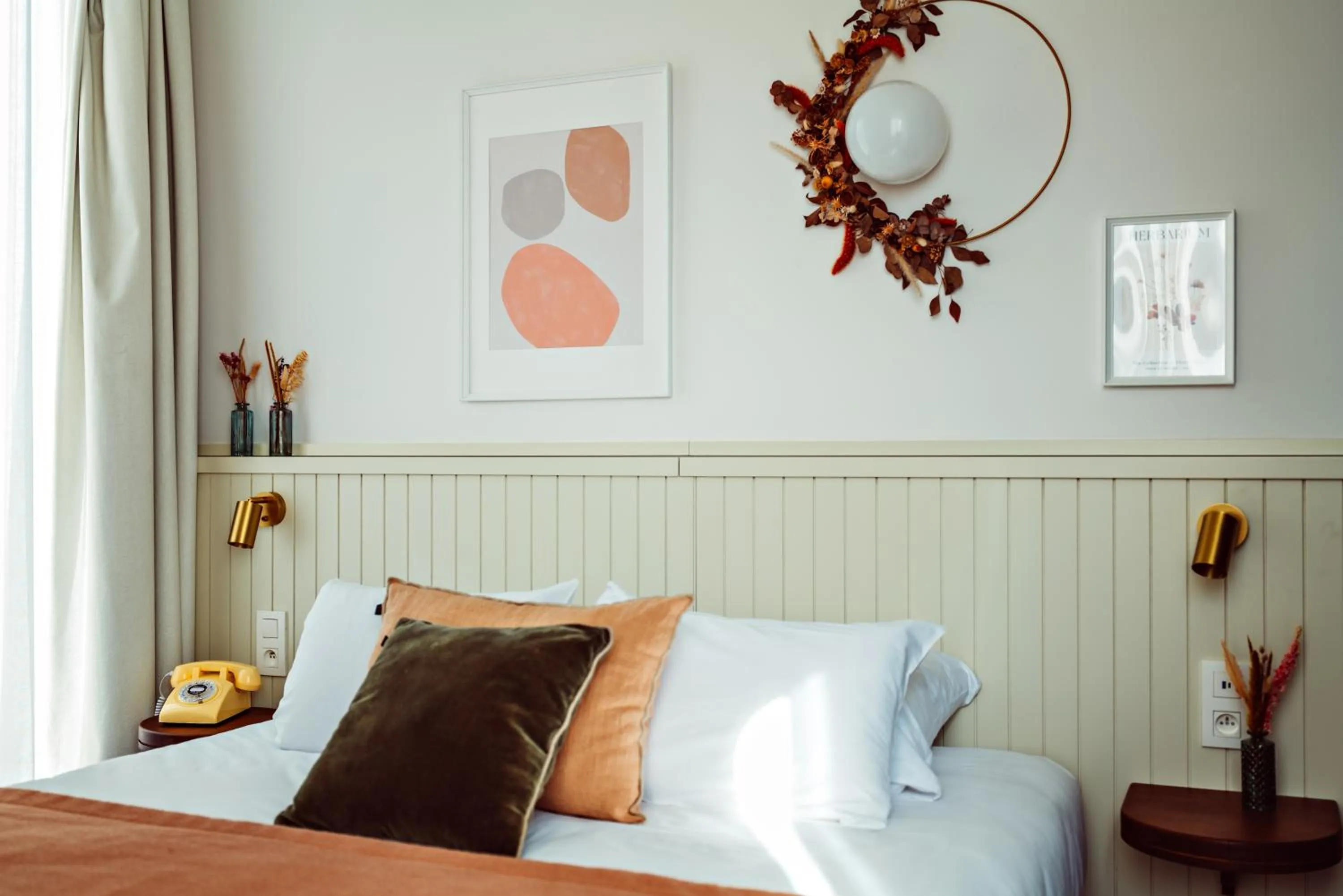 Bed in Hôtel Maison Lacassagne Lyon