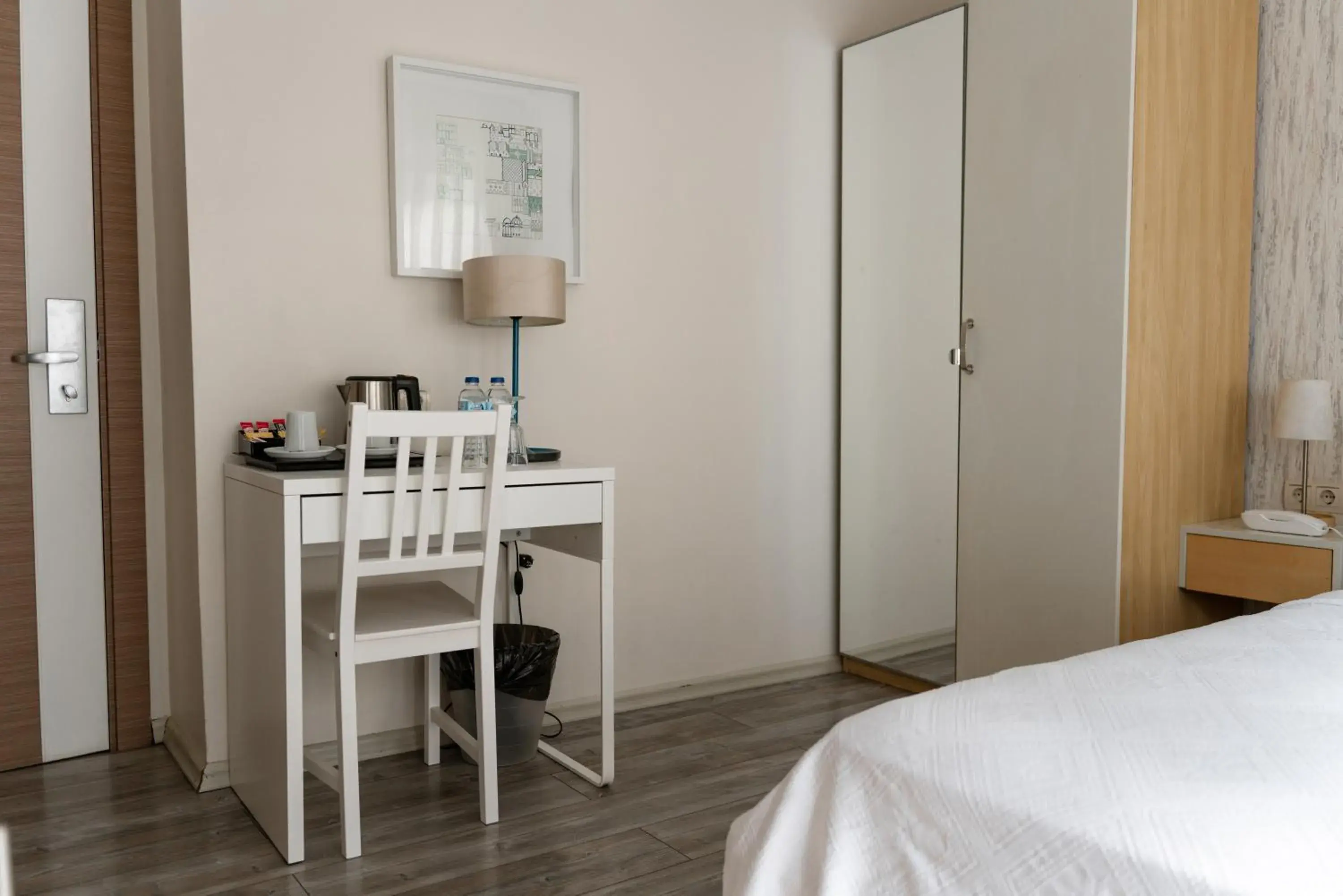 Bed in Elanaz Hotel Bed in Elanaz Hotel