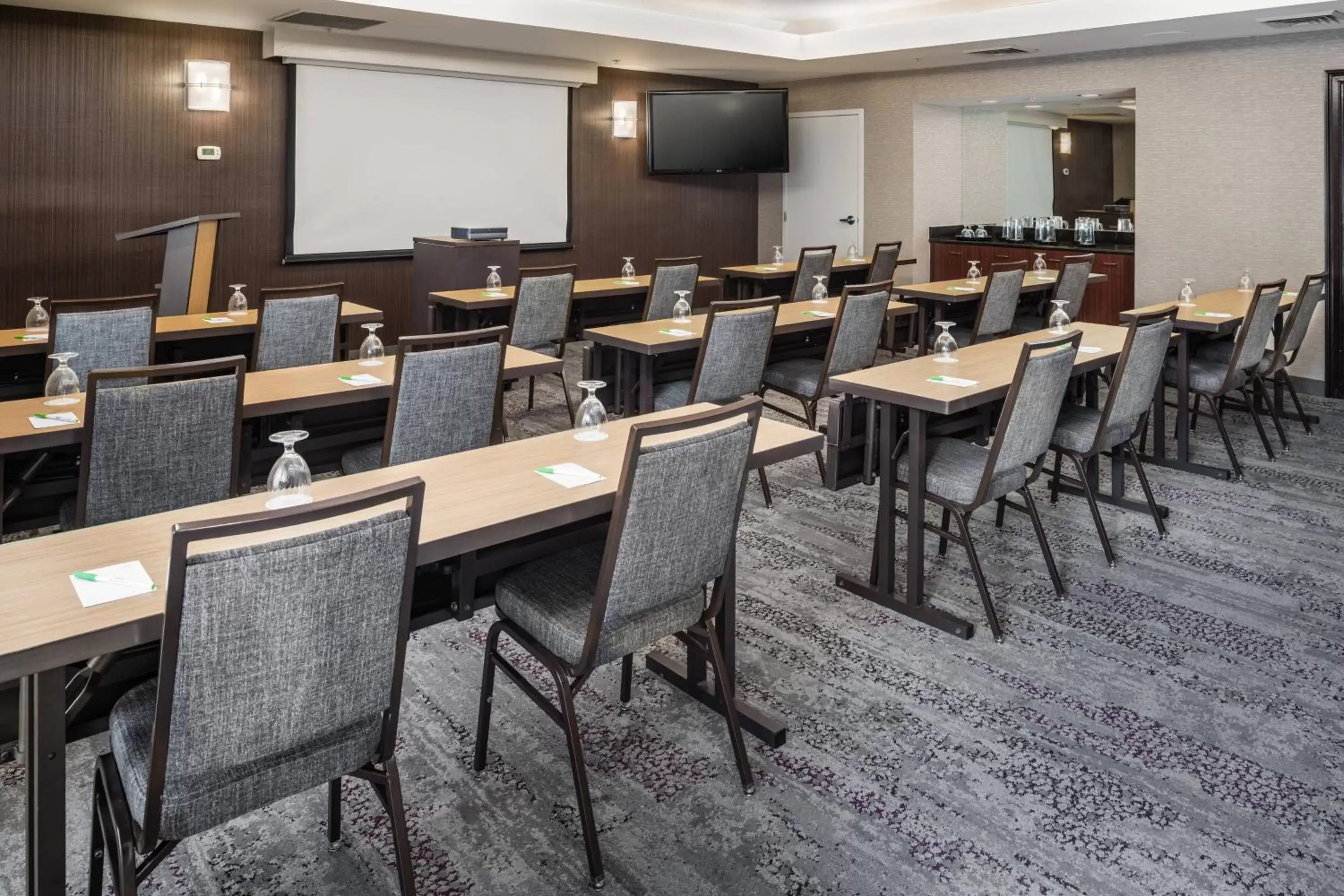 Meeting/conference room in Courtyard by Marriott Lynchburg