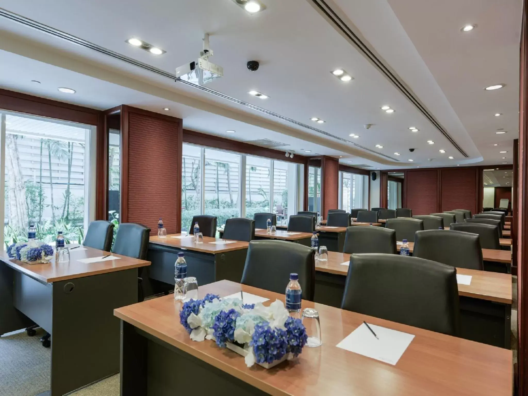 Meeting/conference room, Business Area/Conference Room in Centre Point Sukhumvit Thong-Lo