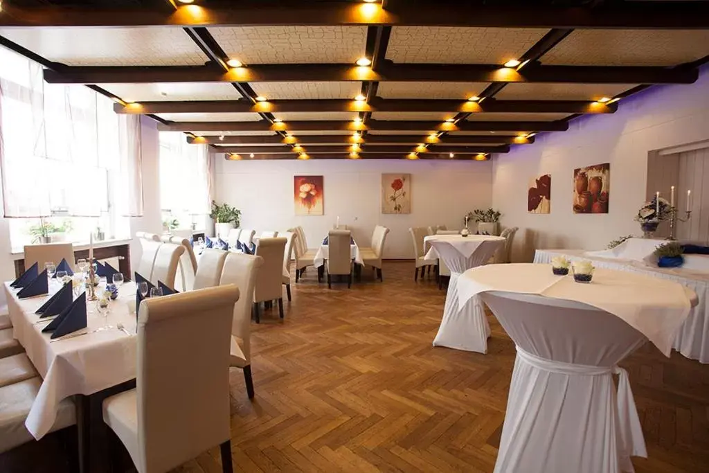 Banquet/Function facilities, Restaurant/Places to Eat in Hotel Haus Union