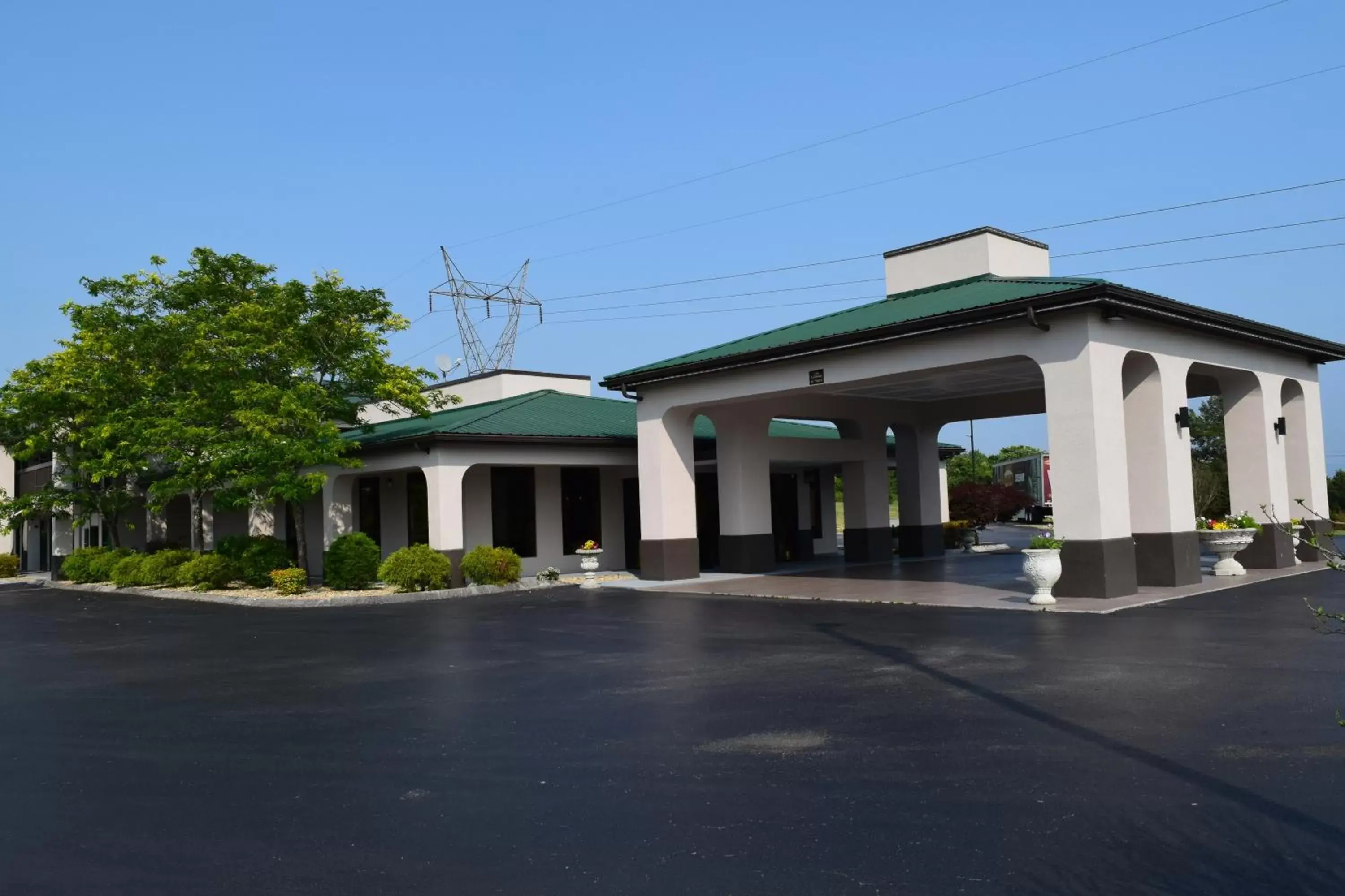 Property Building in Quality Inn Dandridge