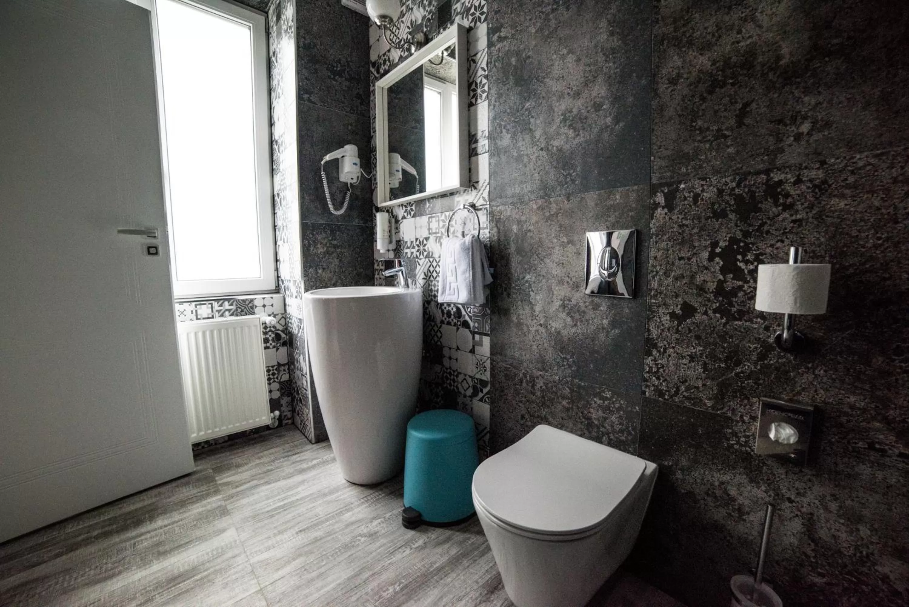 Shower in compleX living aparthotel