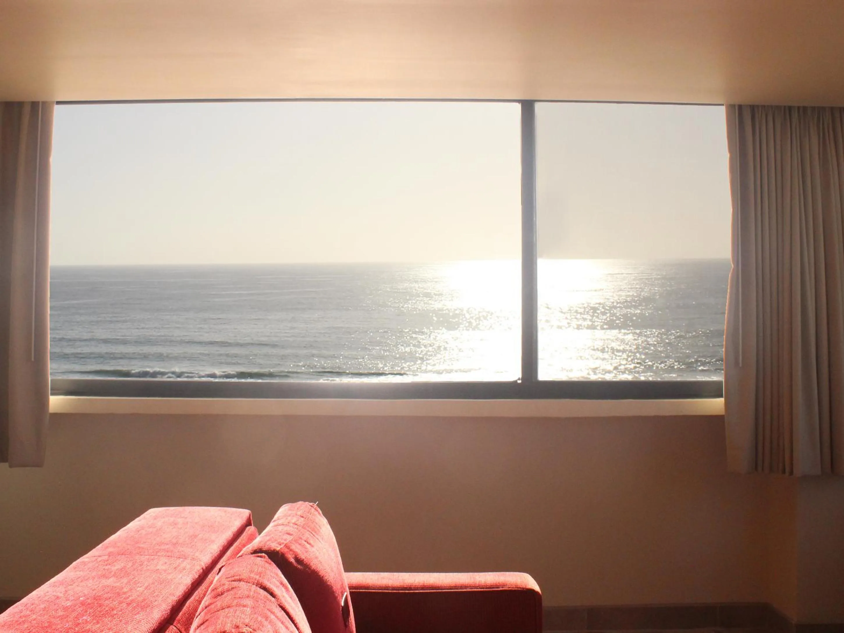 Living room in Hotel Corona Plaza