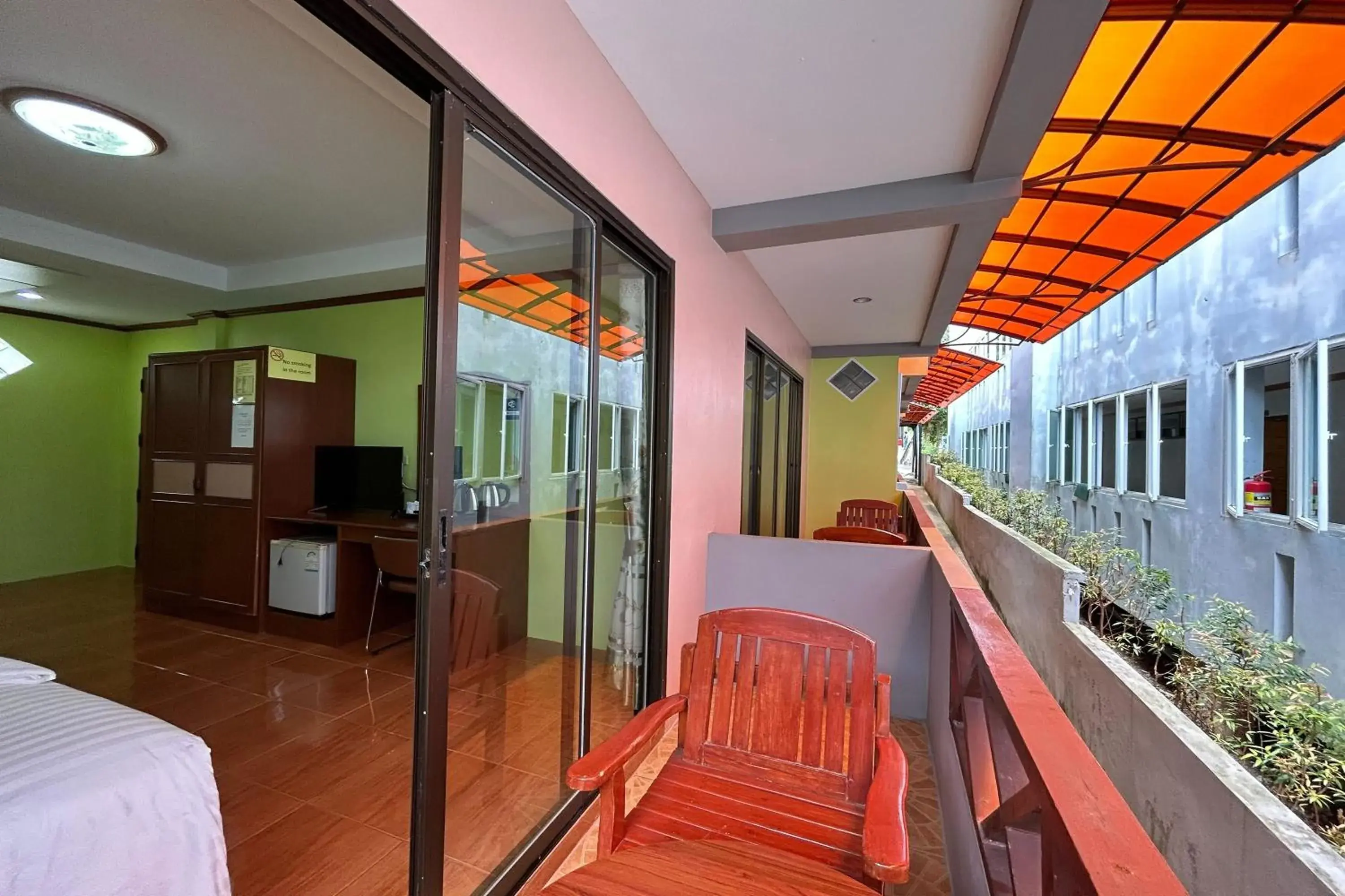 Balcony/Terrace in Me Mee Place & Tour Krabi