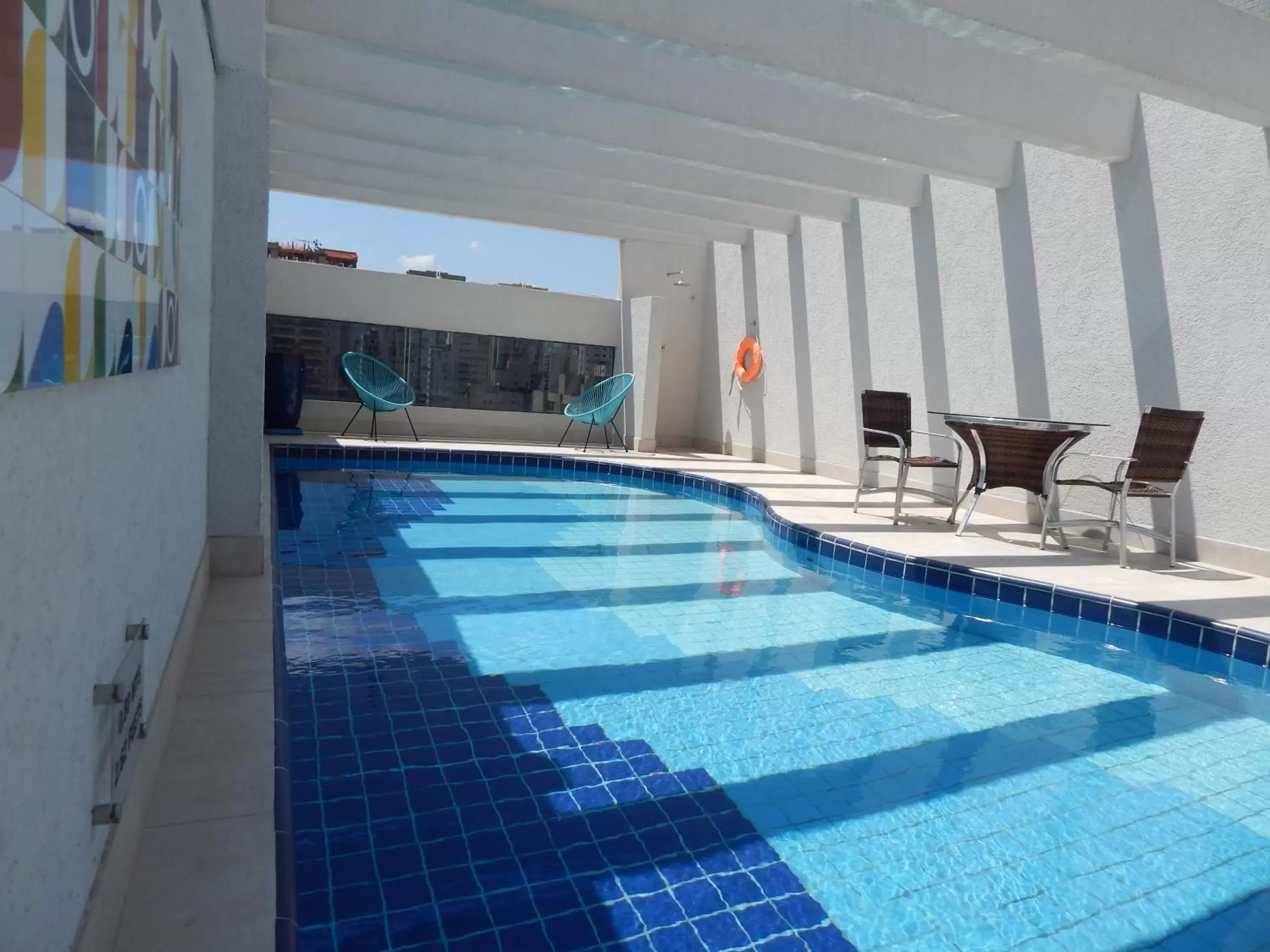 Swimming Pool in Mercure Sao Paulo Moema