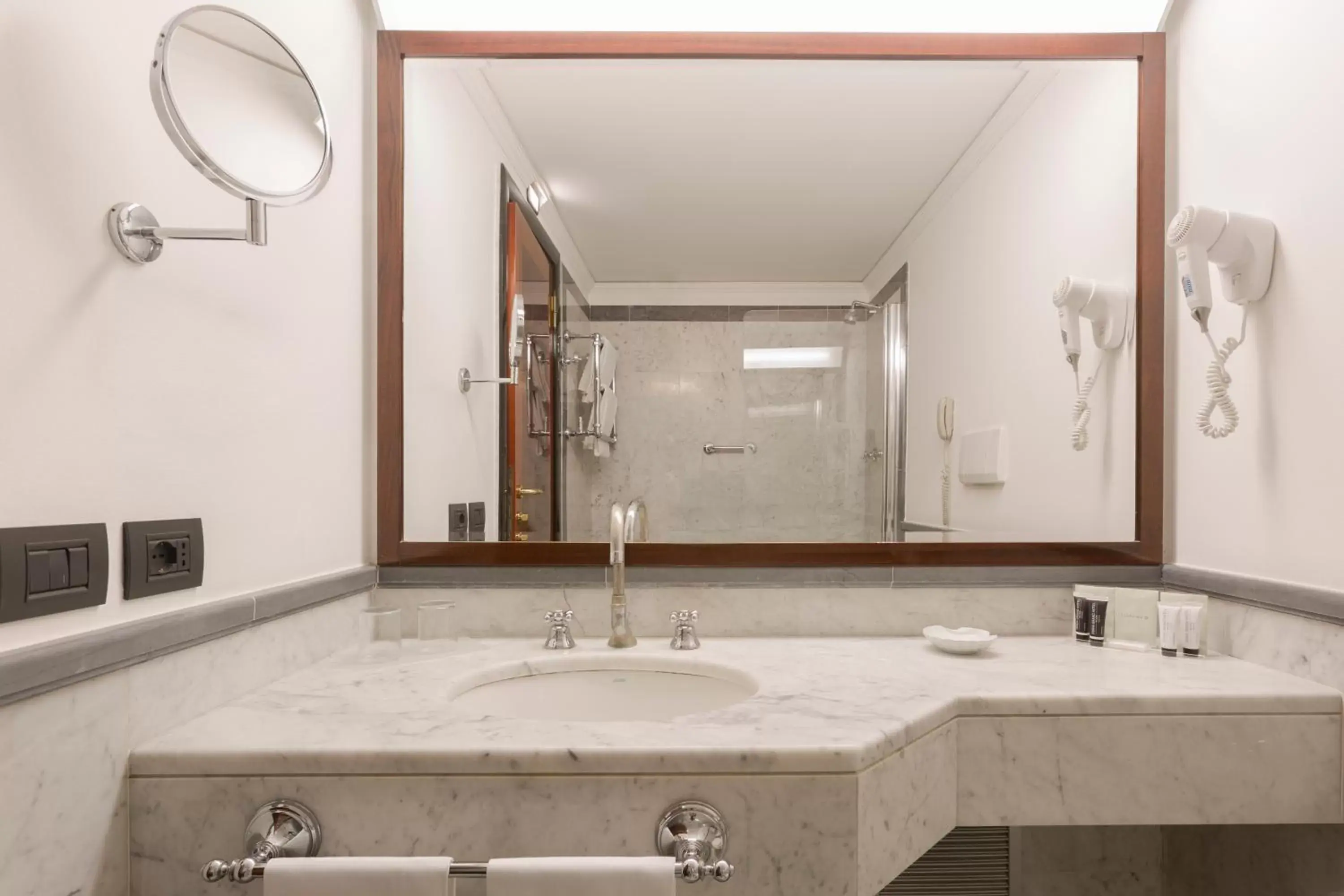 Bathroom in Doria Grand Hotel