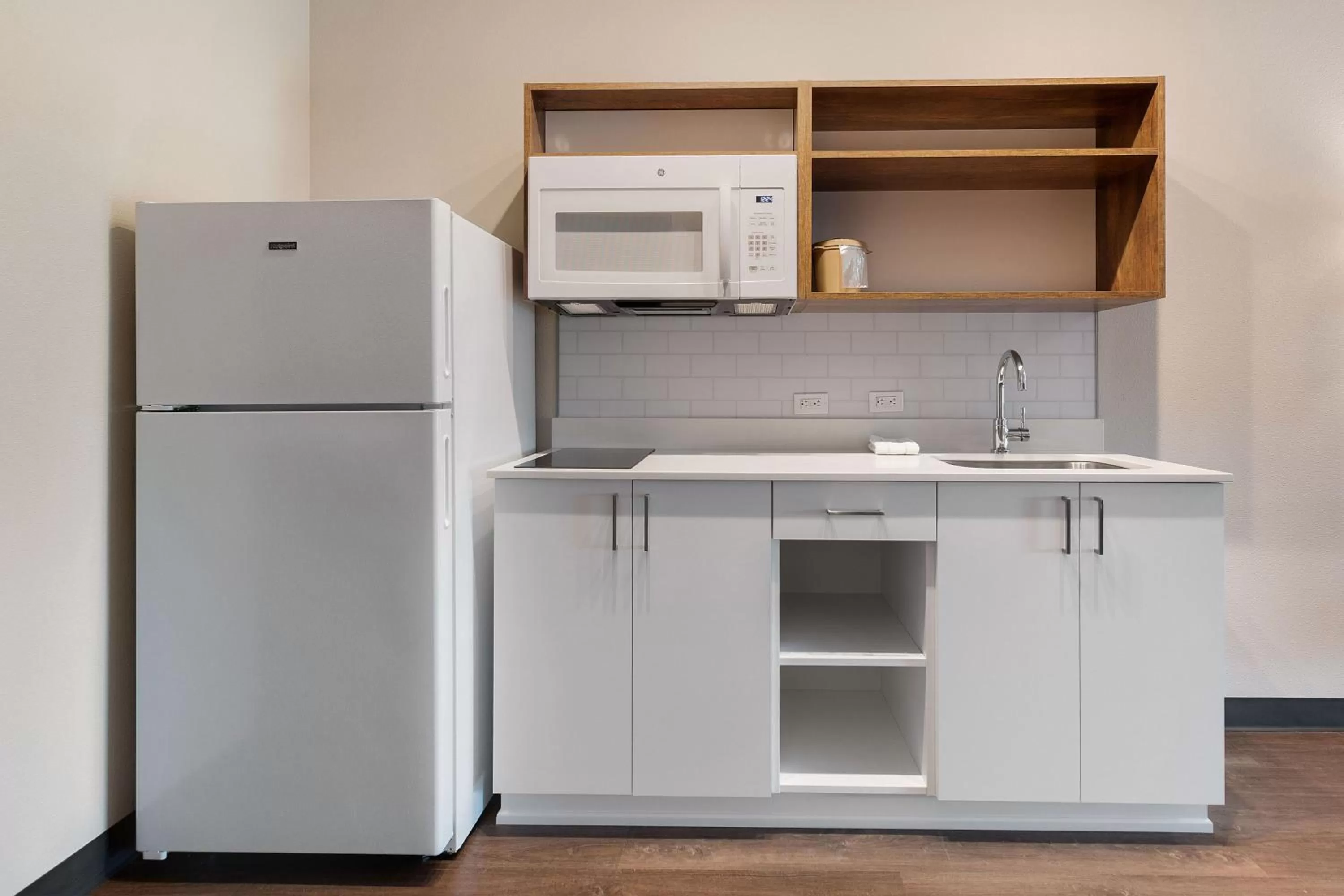 Kitchen or kitchenette in Extended Stay America Premier Suites - Port Charlotte - I-75