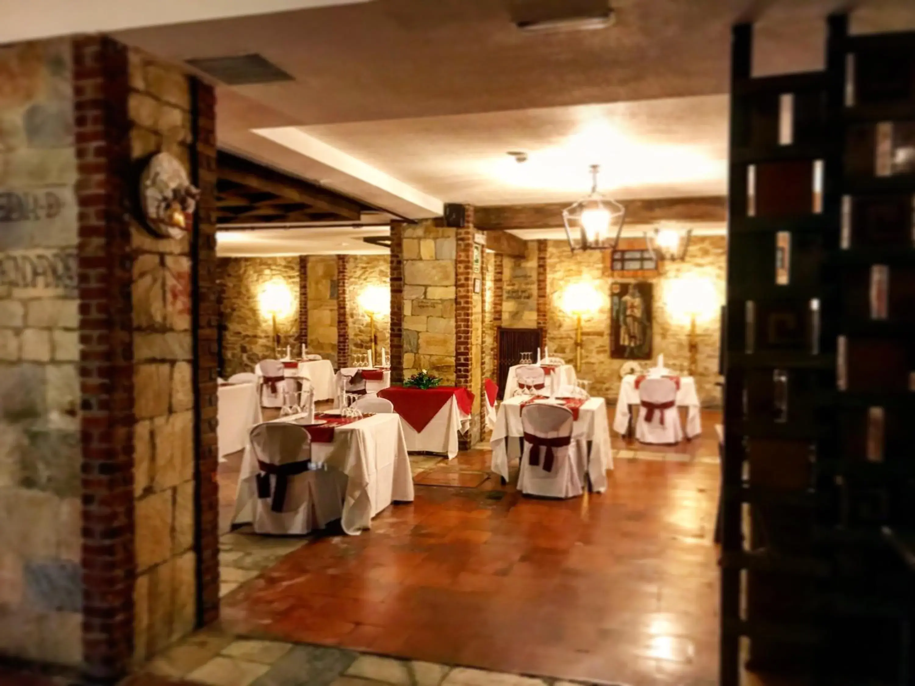 Restaurant/places to eat in Hotel Temple Ponferrada