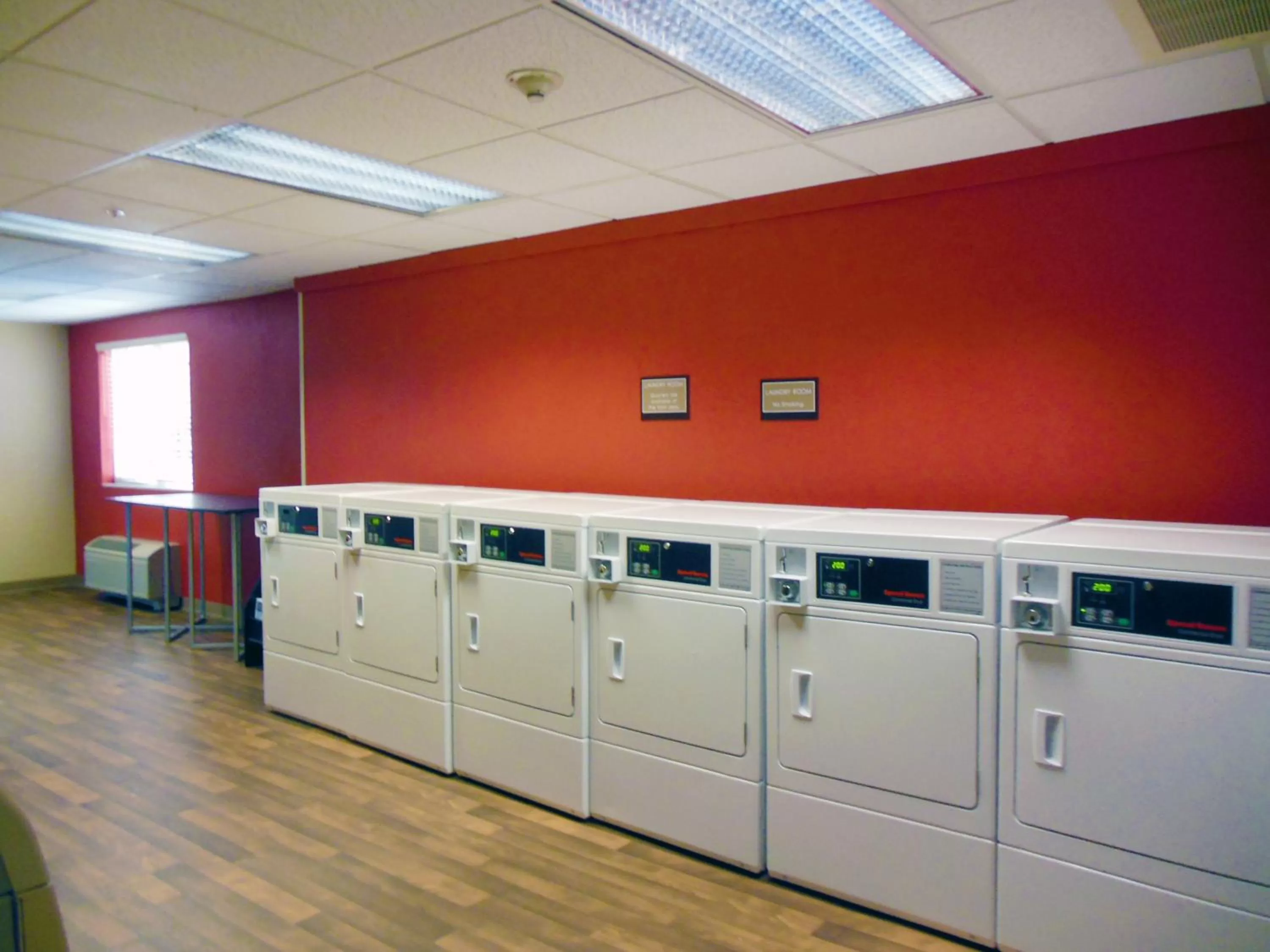 Area and facilities in Extended Stay America Suites - Secaucus - New York City Area