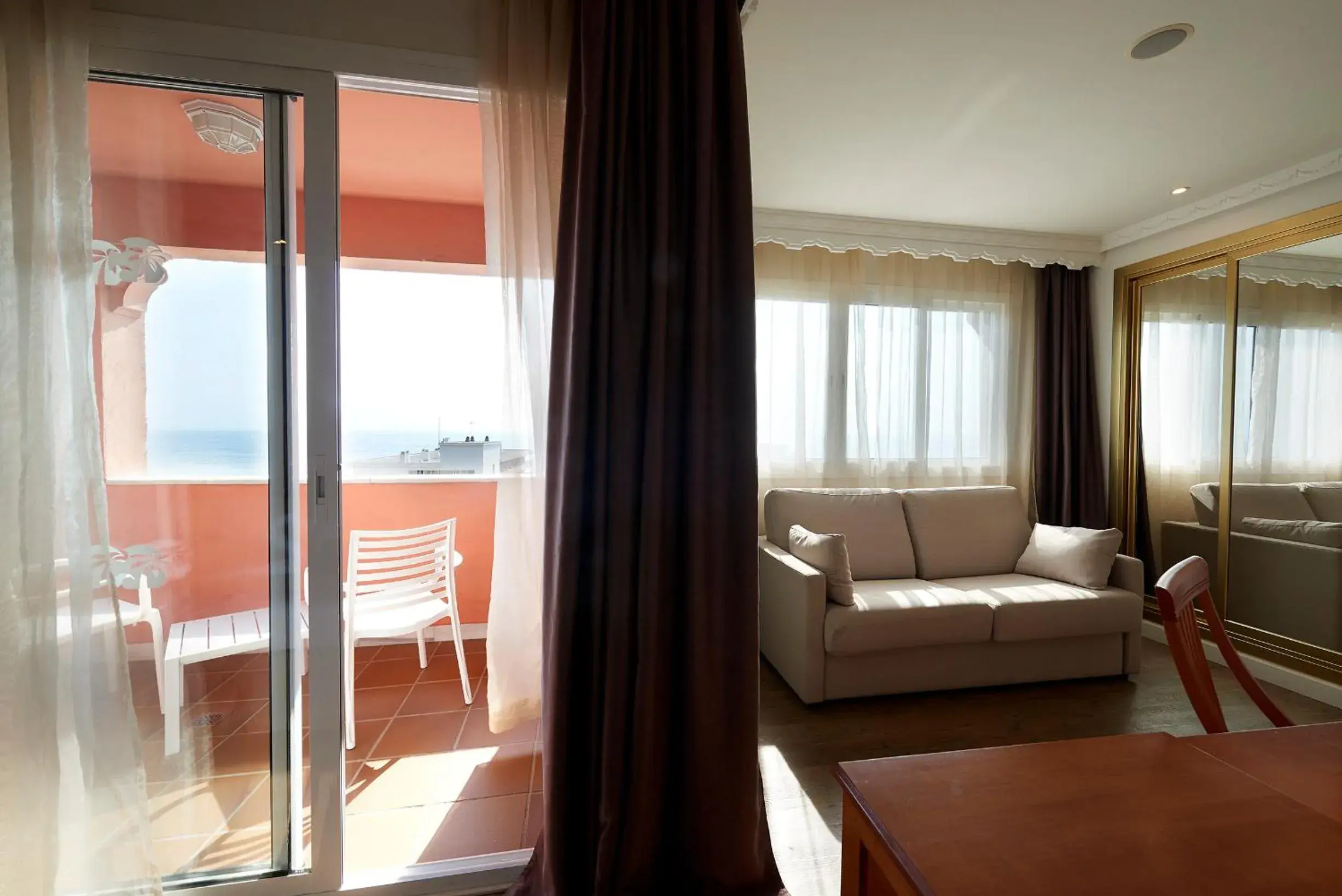 Junior Suite with Sea View - single occupancy in Fénix Torremolinos - Adults Only Recommended Junior Suite with Sea View - single occupancy in Fénix Torremolinos - Adults Only Recommended
