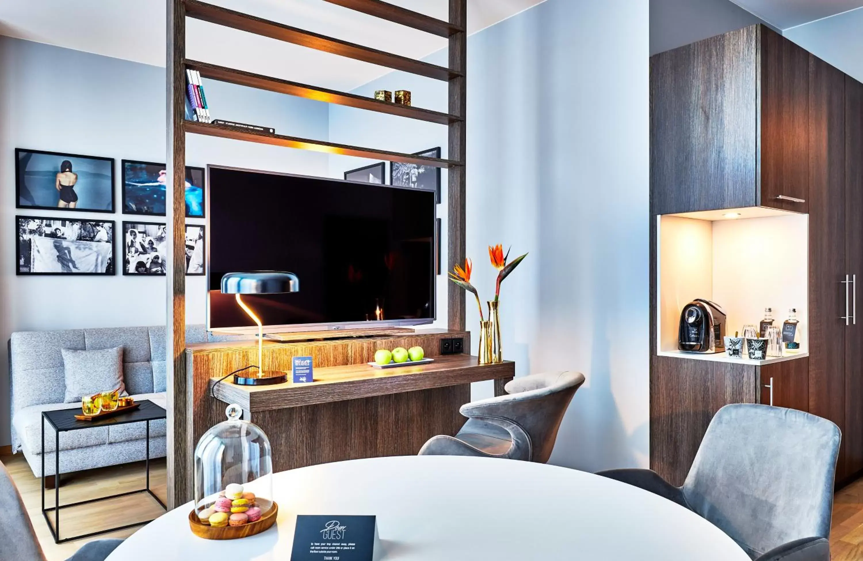 Bedroom, TV/Entertainment Center in NYX Hotel Warsaw by Leonardo Hotels