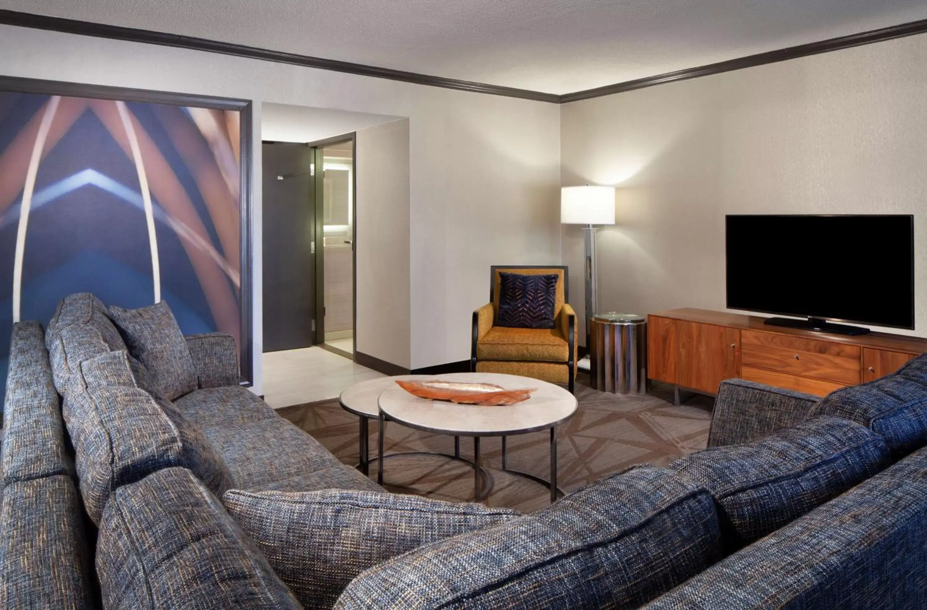 Bedroom, Seating Area in Hilton Parsippany