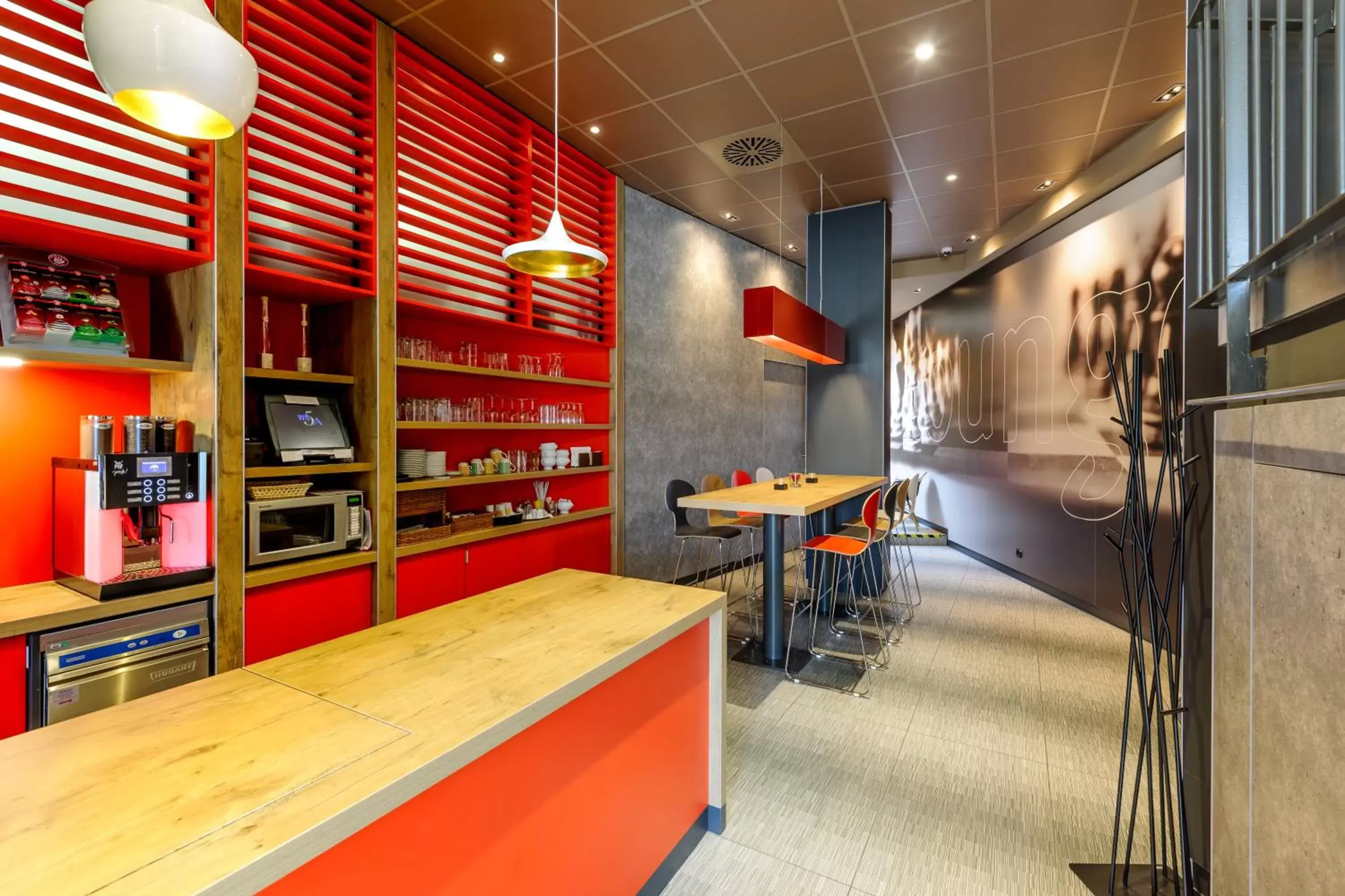 Lounge or bar in ibis Jena City Lounge or bar in ibis Jena City