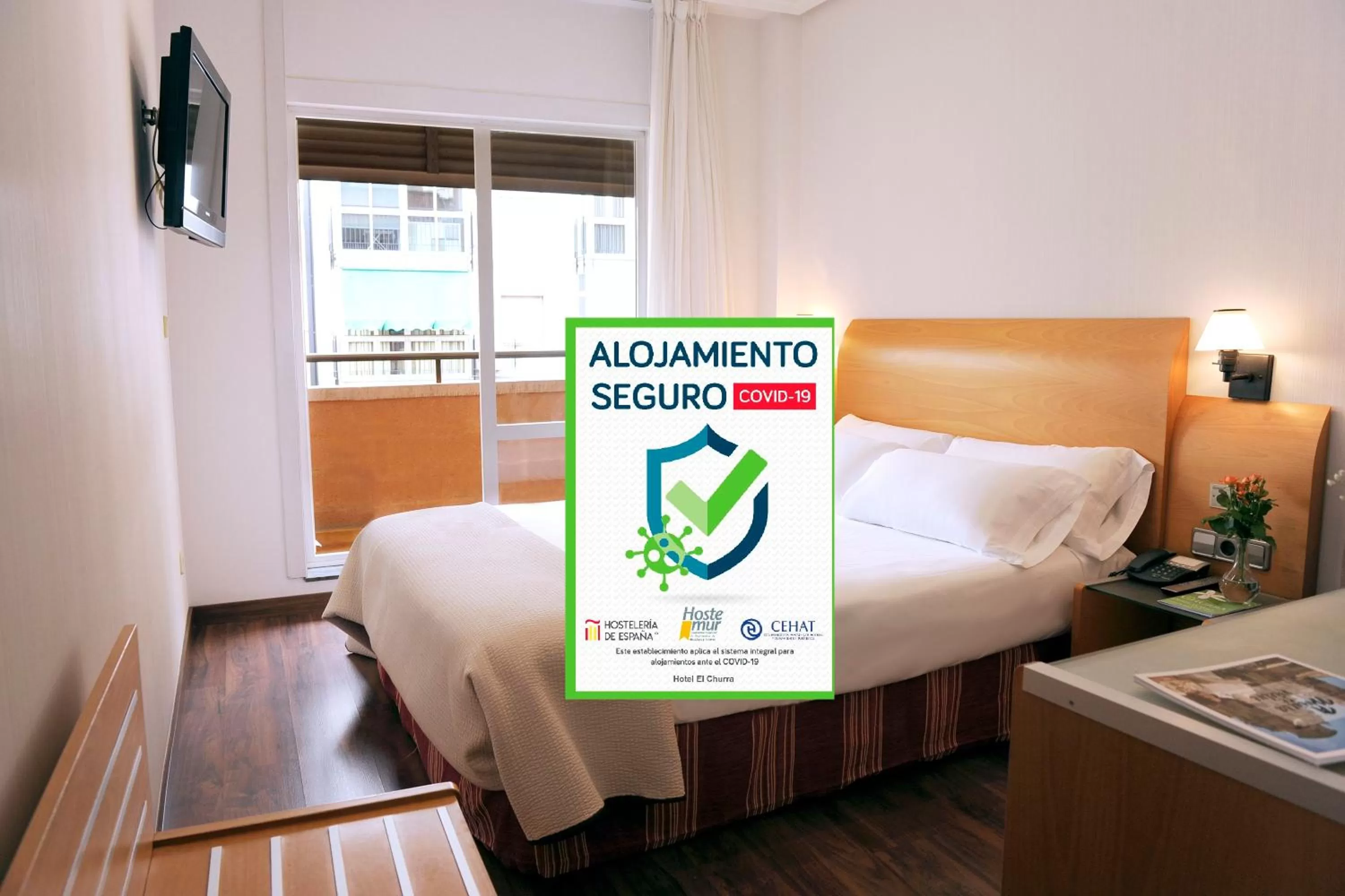 Balcony/Terrace, Bed in Hotel El Churra