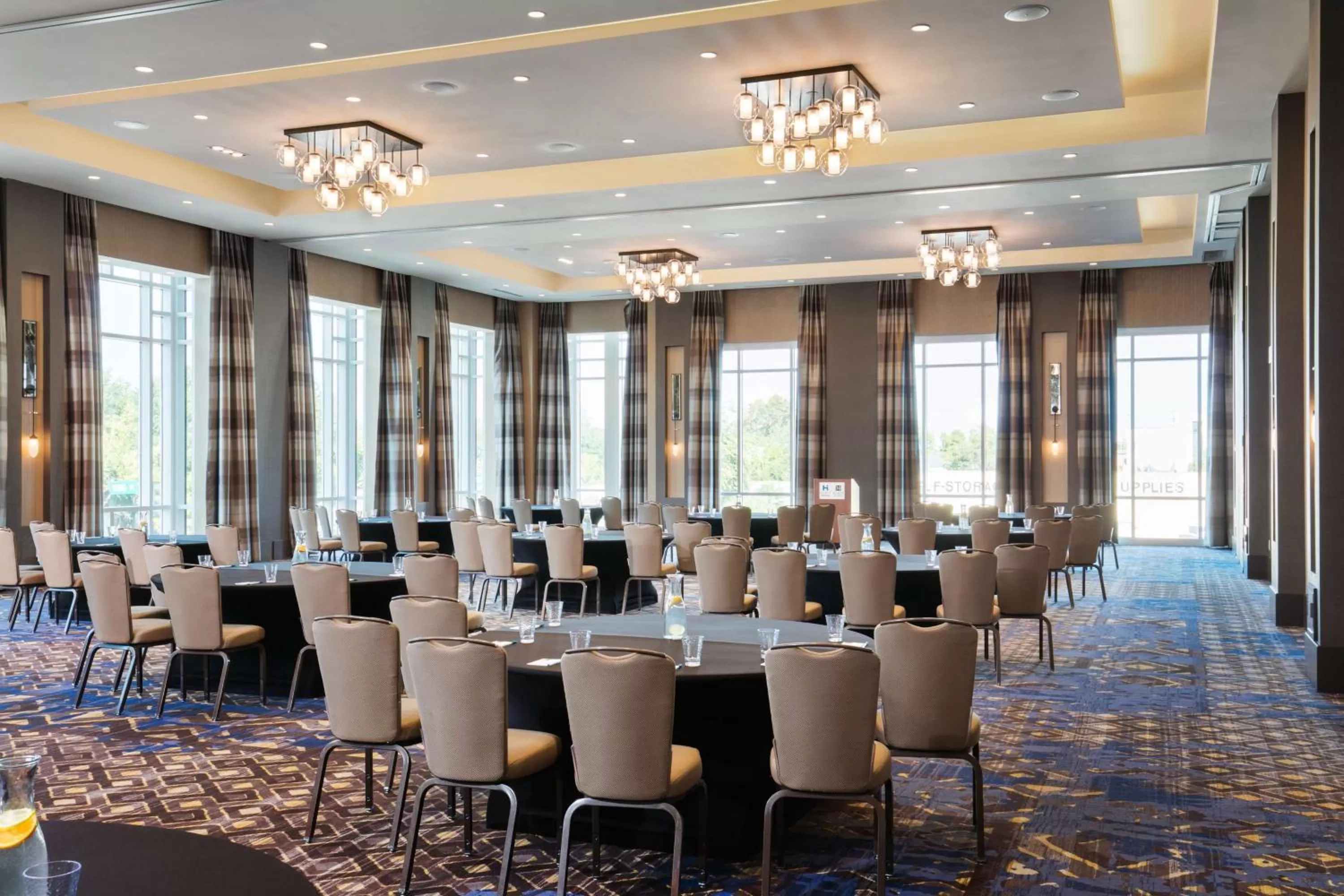 Business facilities in Hyatt House Charleston - Historic District