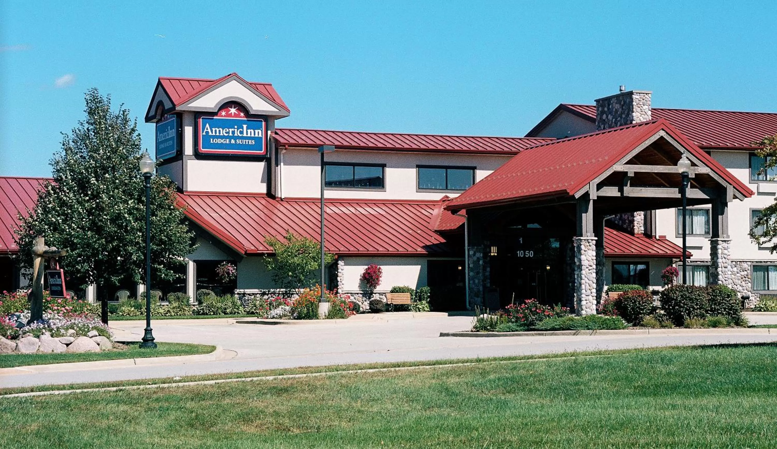 Property building in AmericInn by Wyndham Oswego