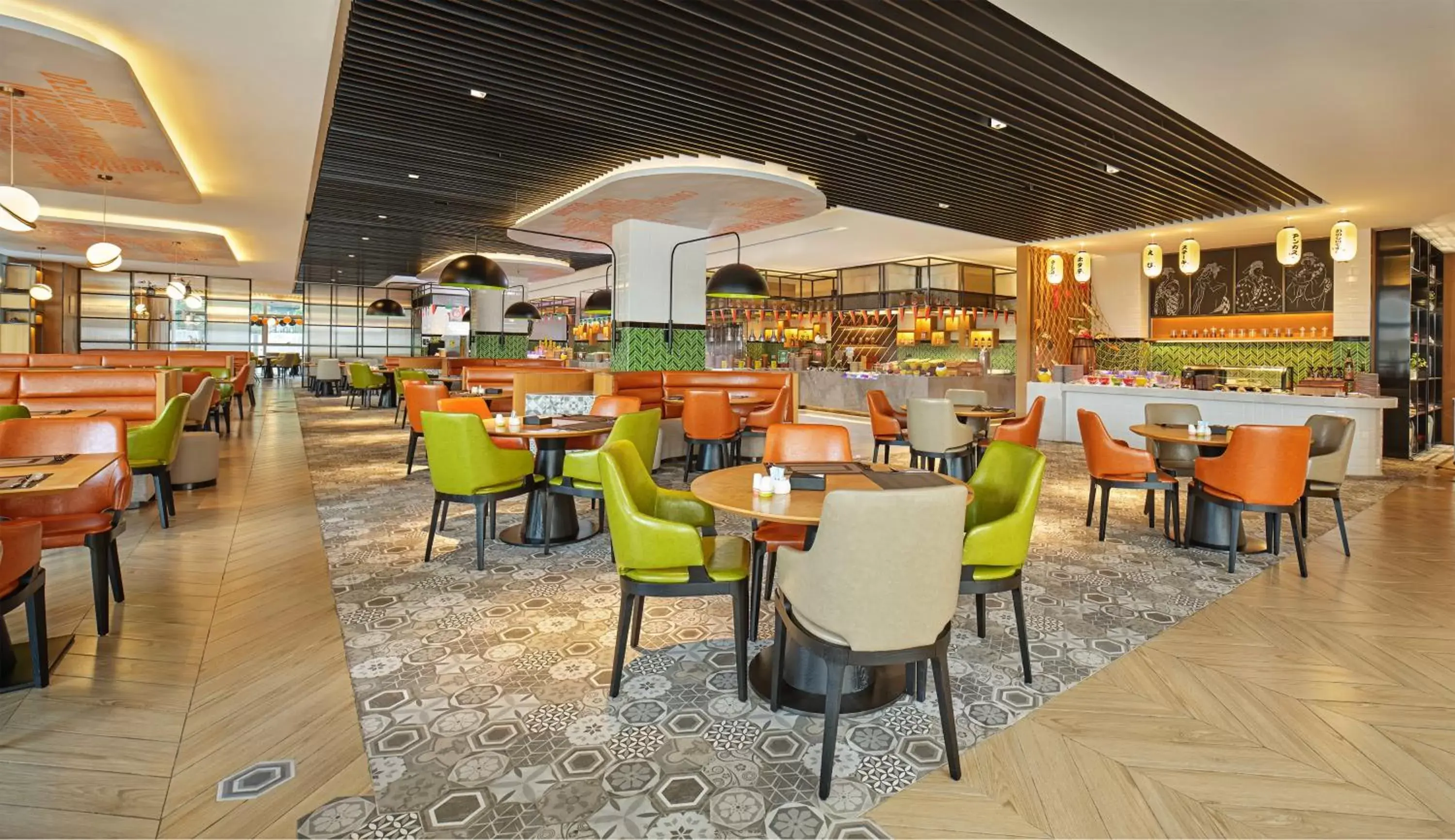 Restaurant/Places to Eat in Holiday Inn Guangzhou South Lake, an IHG Hotel