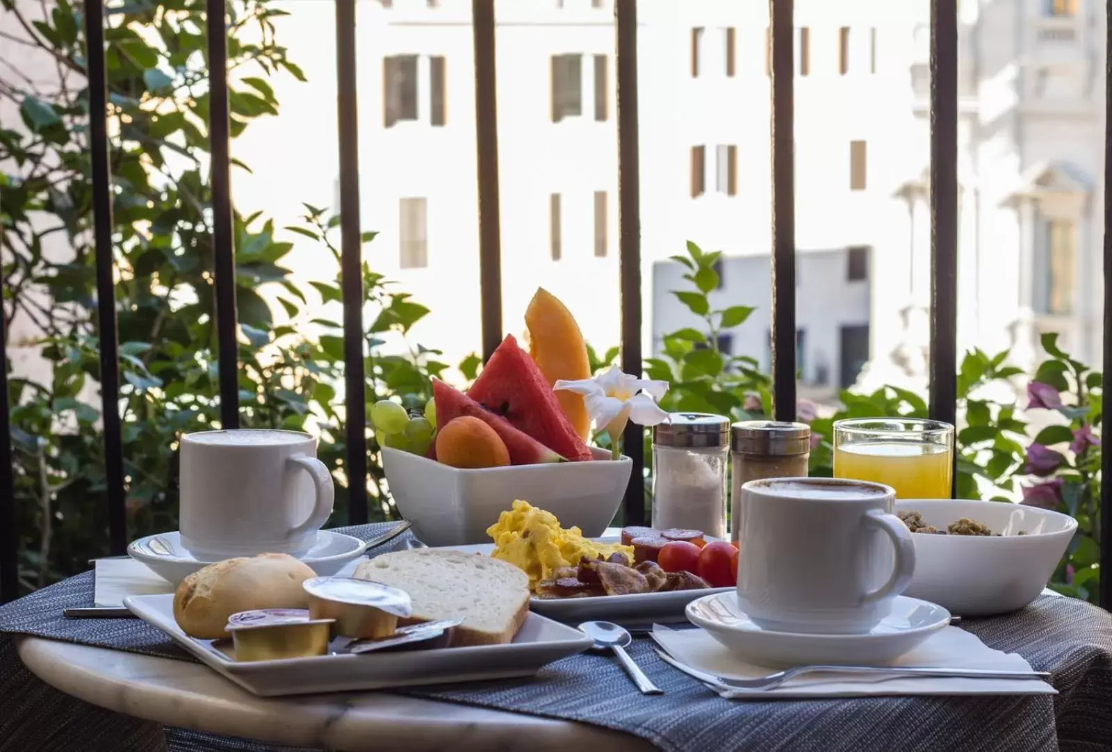 Food and drinks, Breakfast in Relais Fontana Di Trevi Hotel