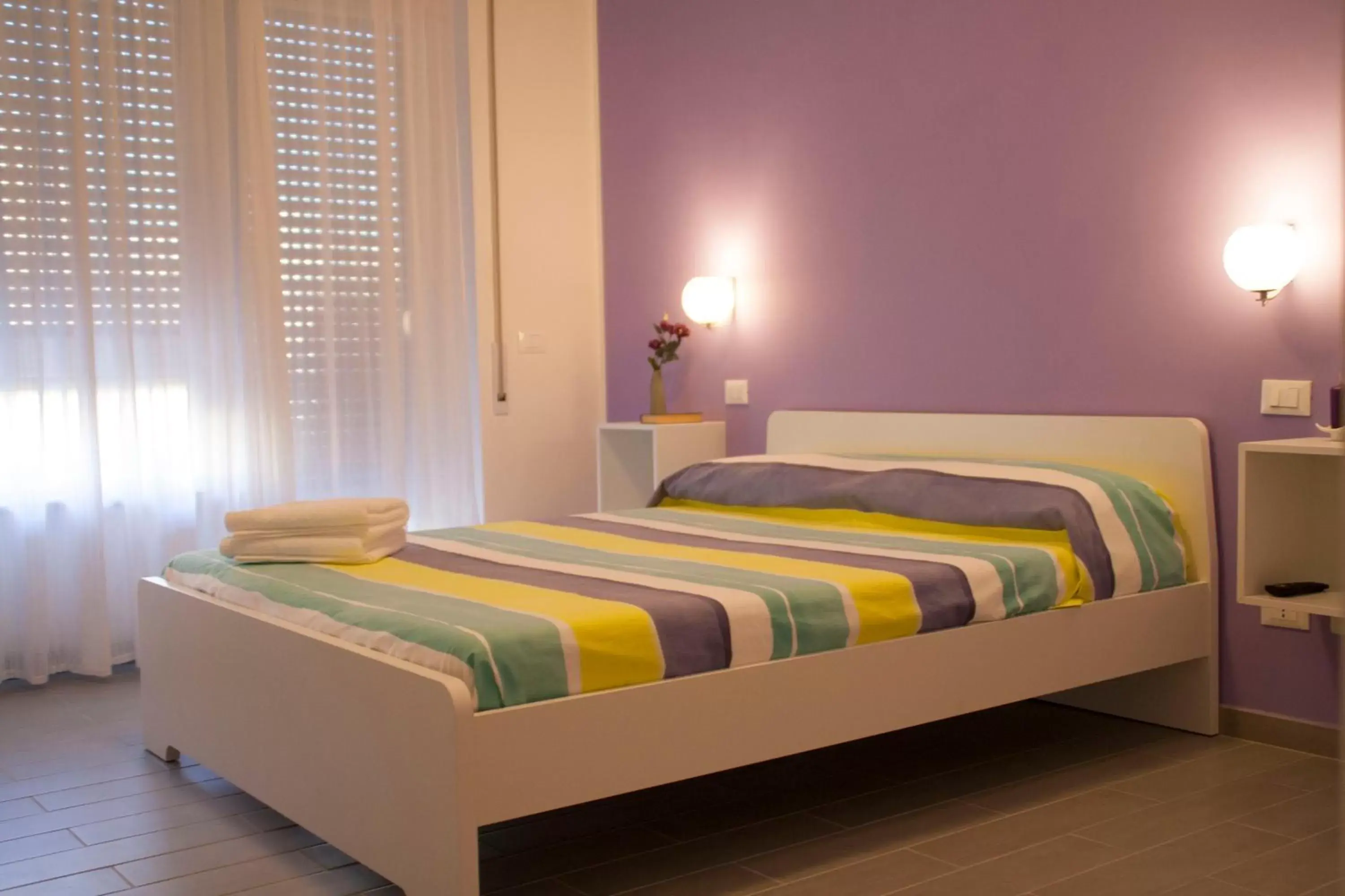 Bed, Room Photo in DaNoi in Trastevere