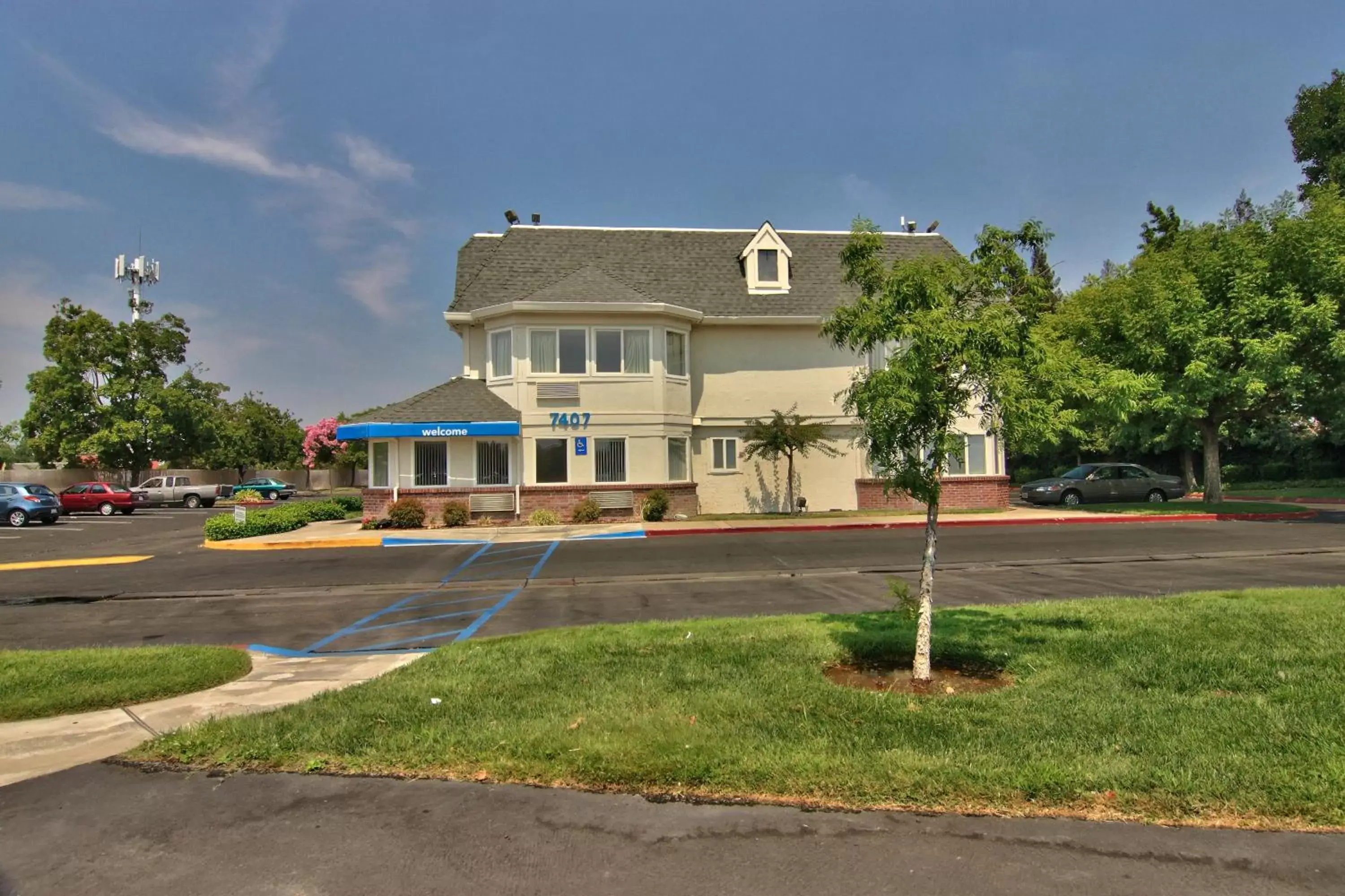 Facade/entrance, Property Building in Motel 6-Sacramento, CA - South Sacramento and Elk Grove