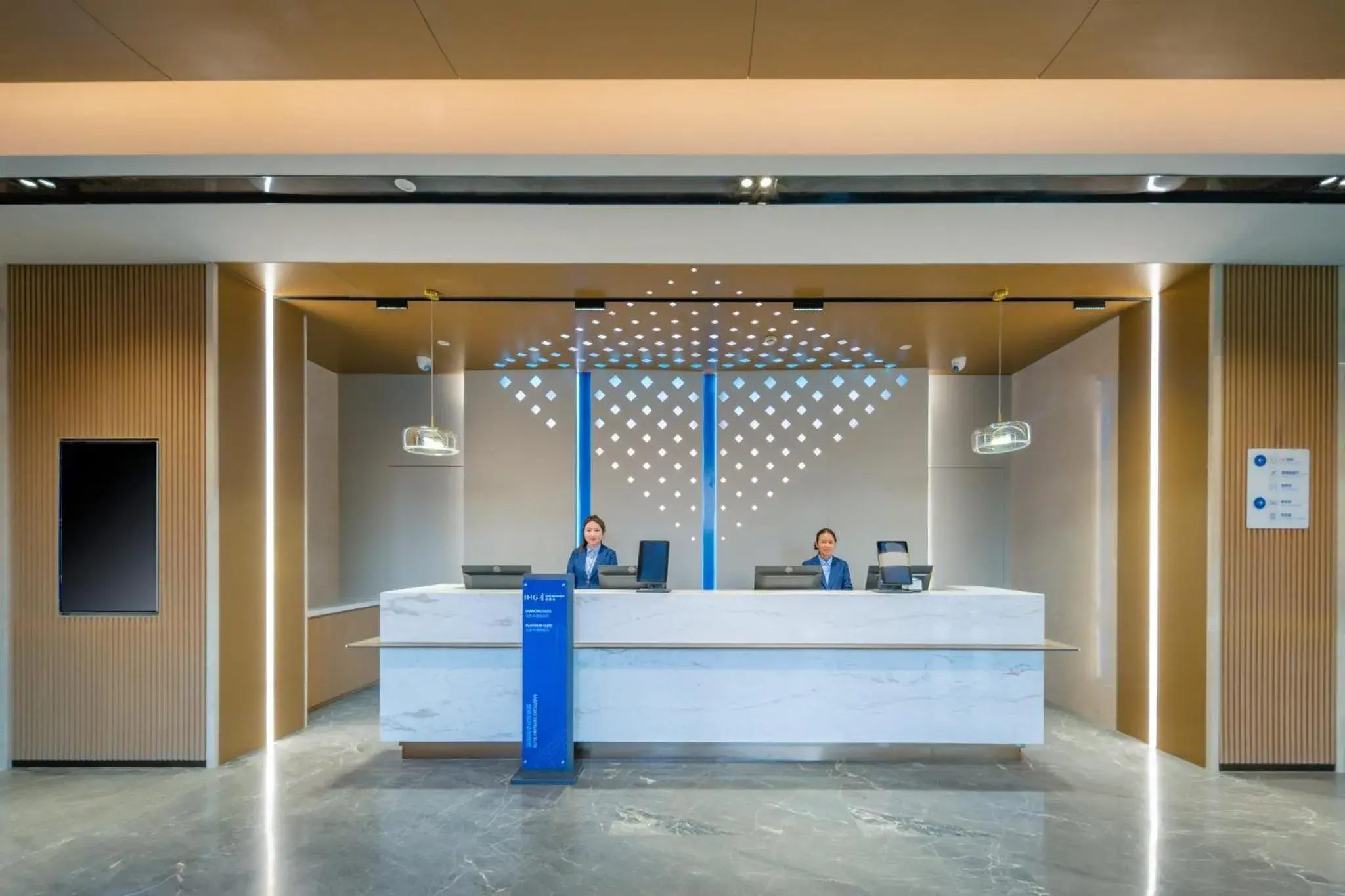 Property building in Holiday Inn Express Suzhou Luzhi by IHG Property building in Holiday Inn Express Suzhou Luzhi by IHG