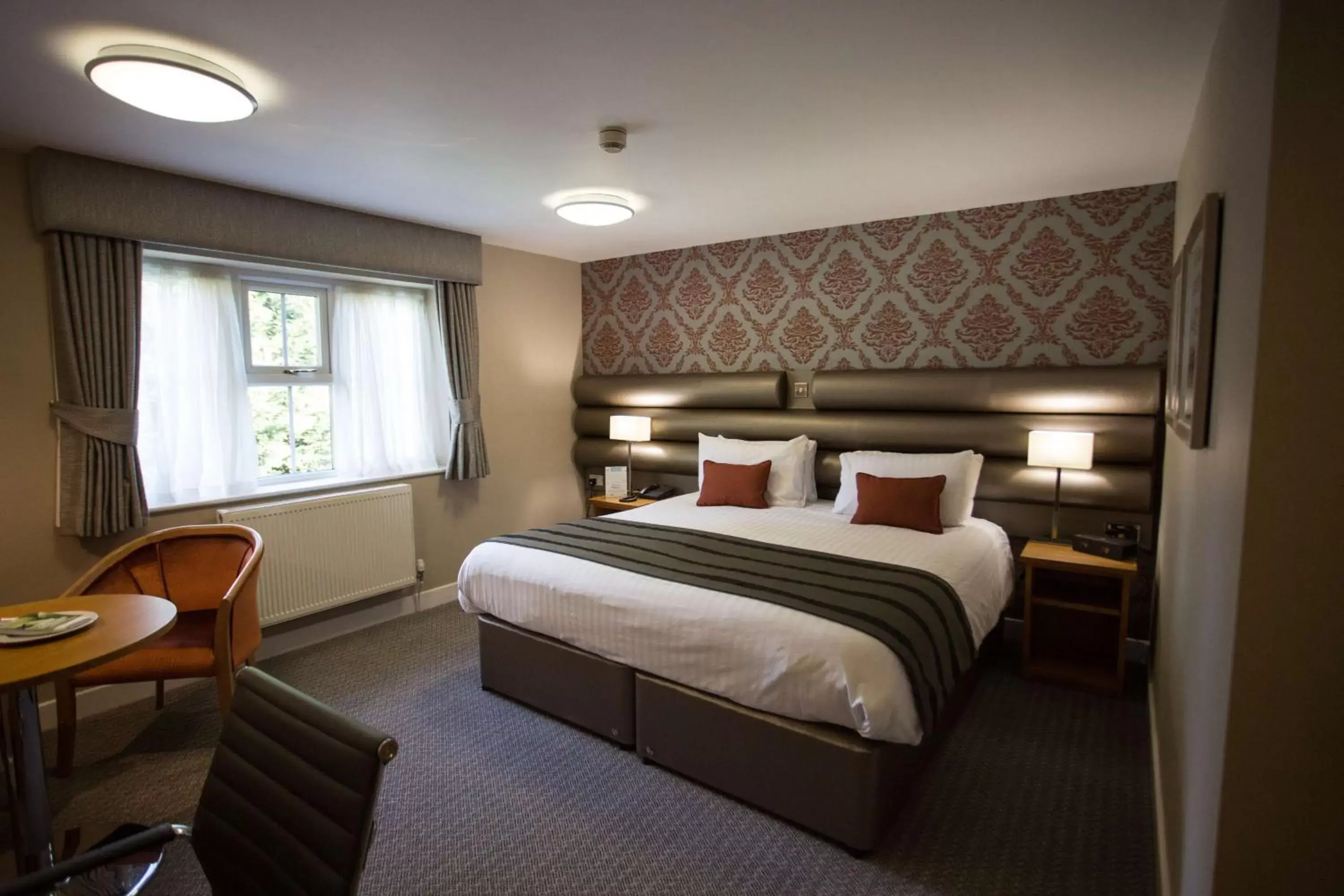 Photo of the whole room, Bed in Best Western Plus Ullesthorpe Court Hotel & Golf Club