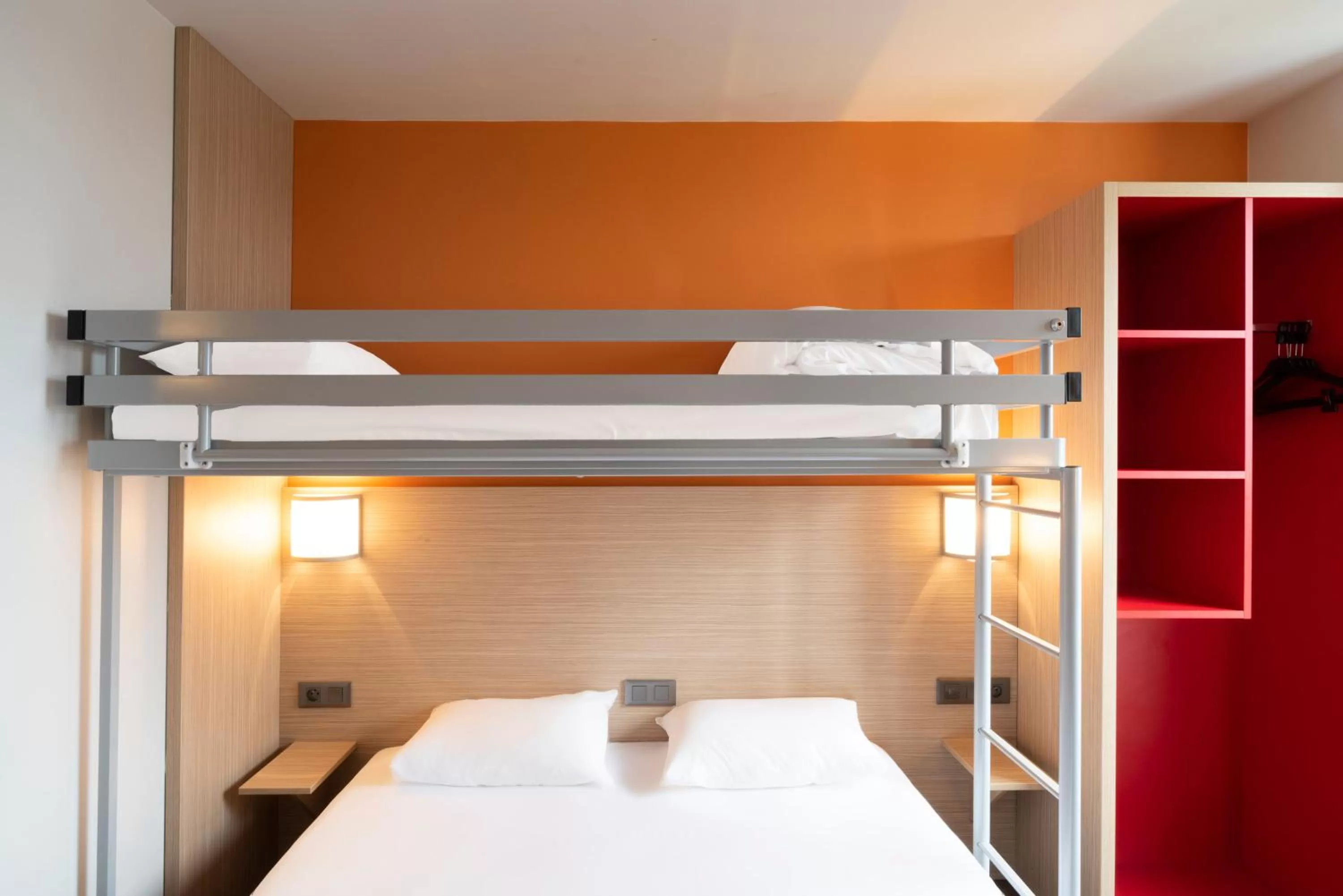 Bedroom, Bed in Premiere Classe Le Havre Centre-LES DOCKS