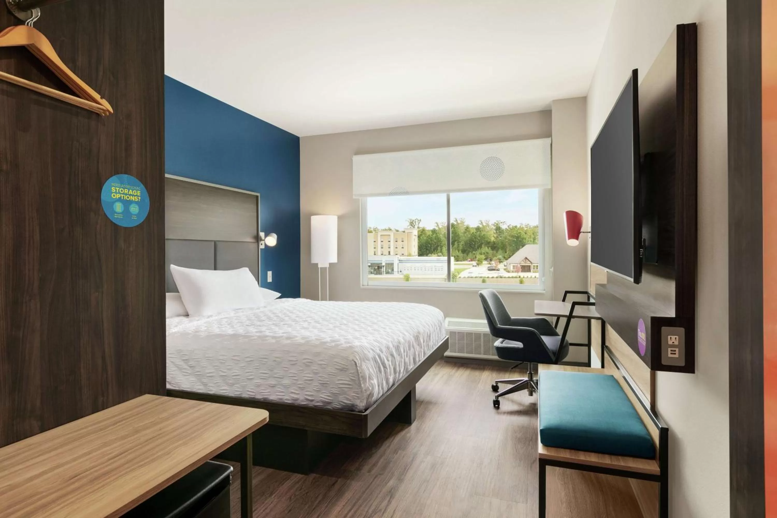 Bedroom, Bed in Tru By Hilton Longview