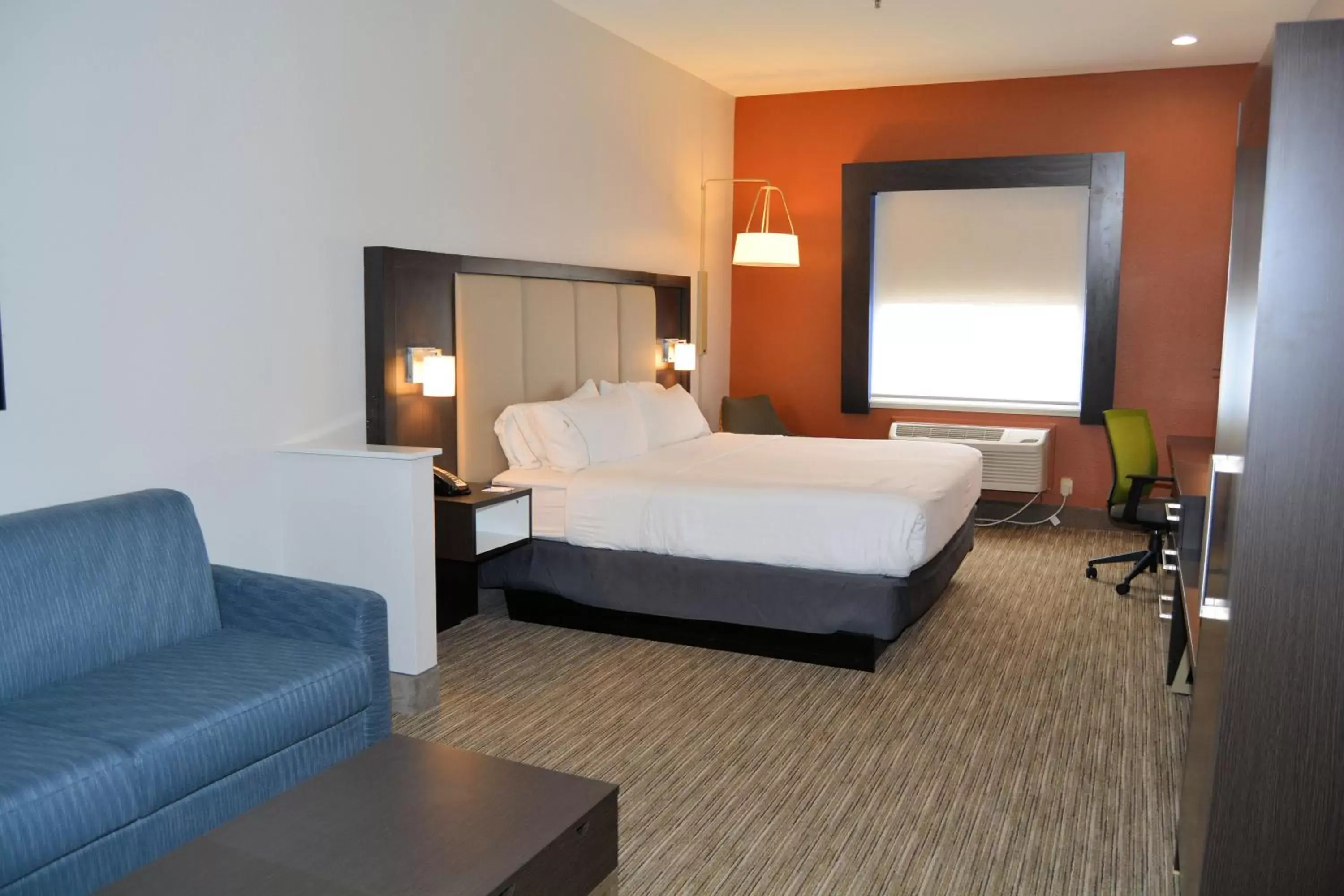 Photo of the whole room, Bed in Holiday Inn Express Hotel and Suites Abilene, an IHG Hotel