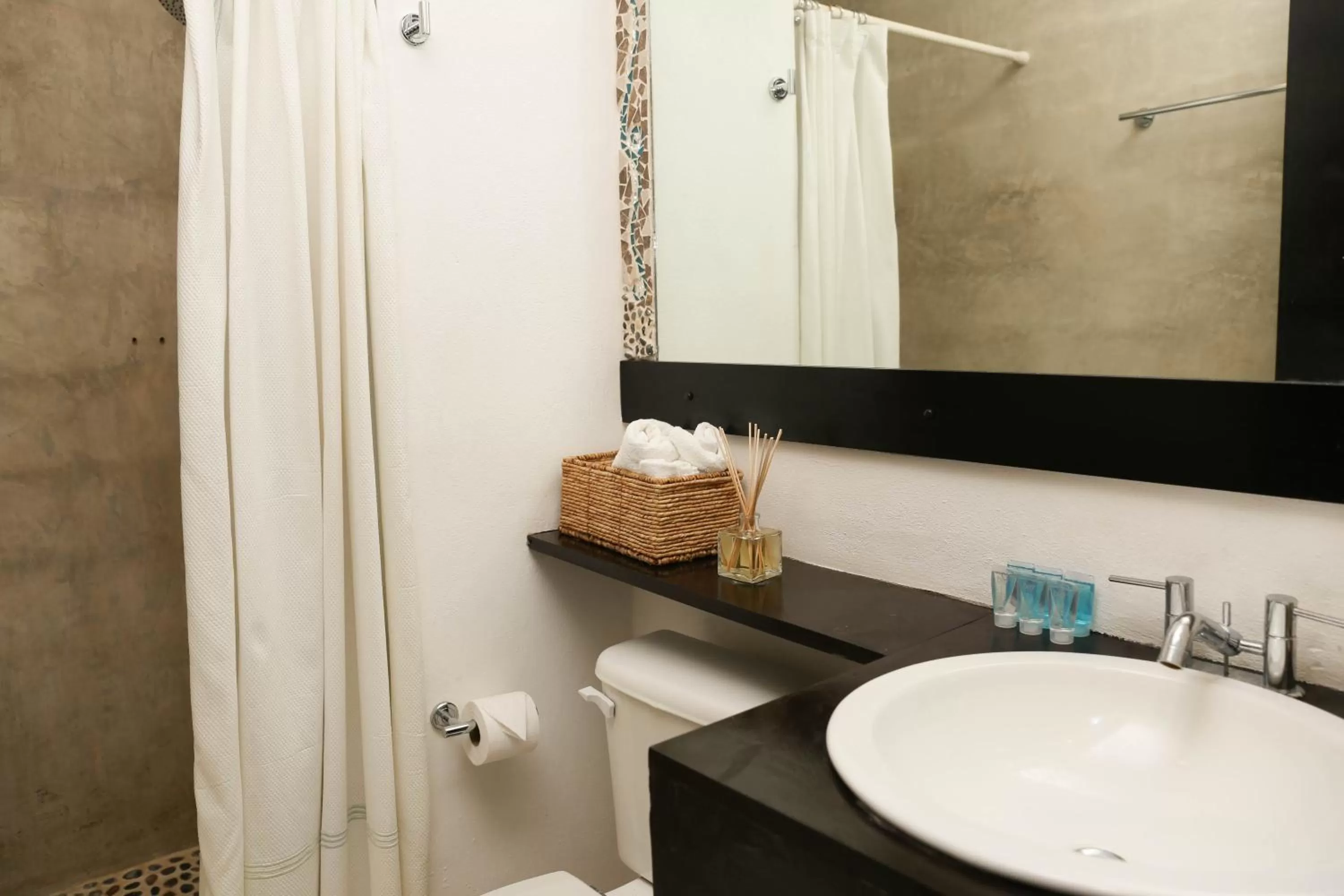 Bathroom in Villas H2O